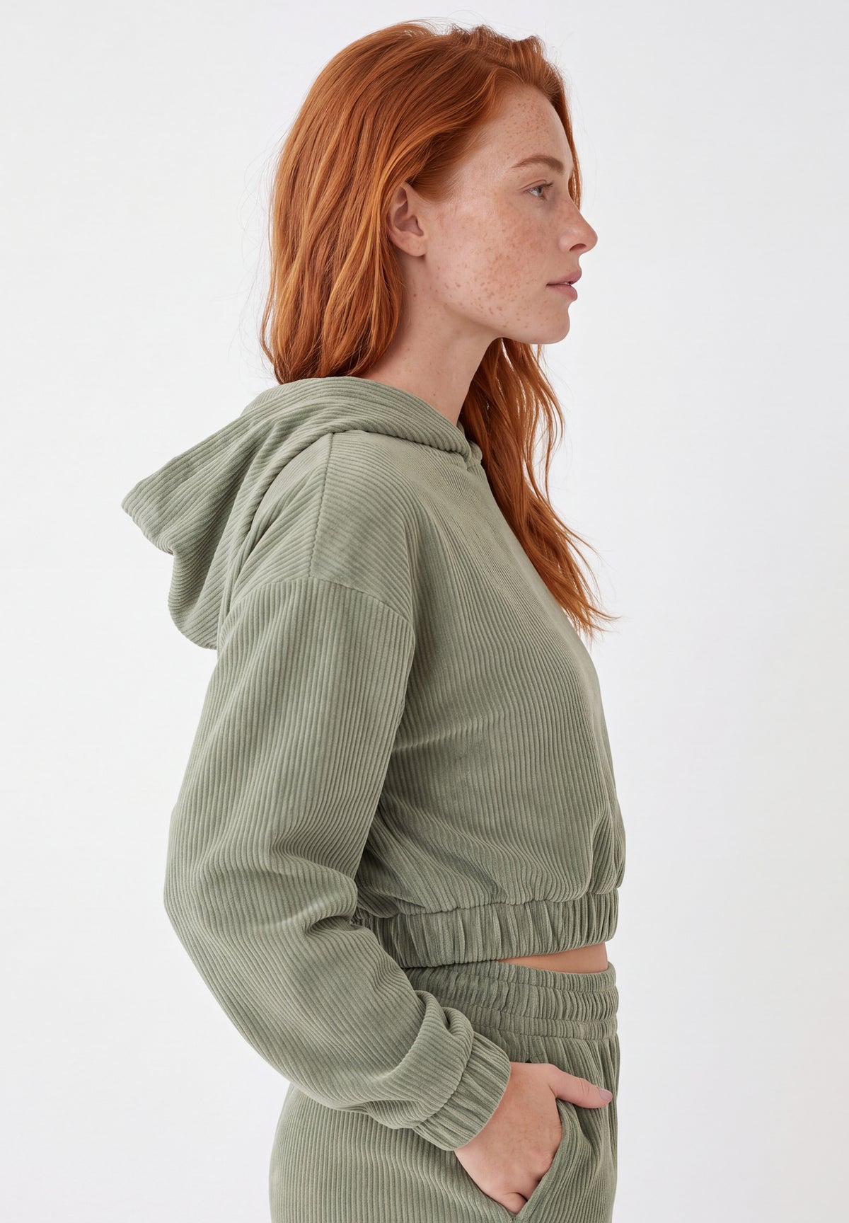 Cropped Cord-Hoodie aus Bio-Baumwolle