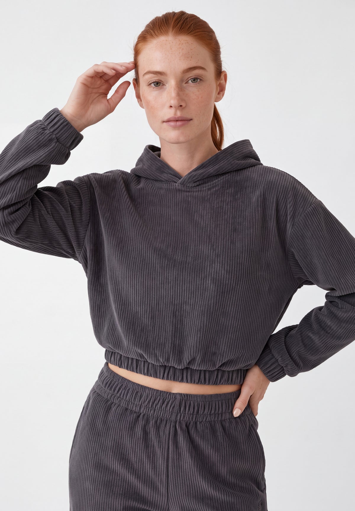 Cropped Cord-Hoodie aus Bio-Baumwolle