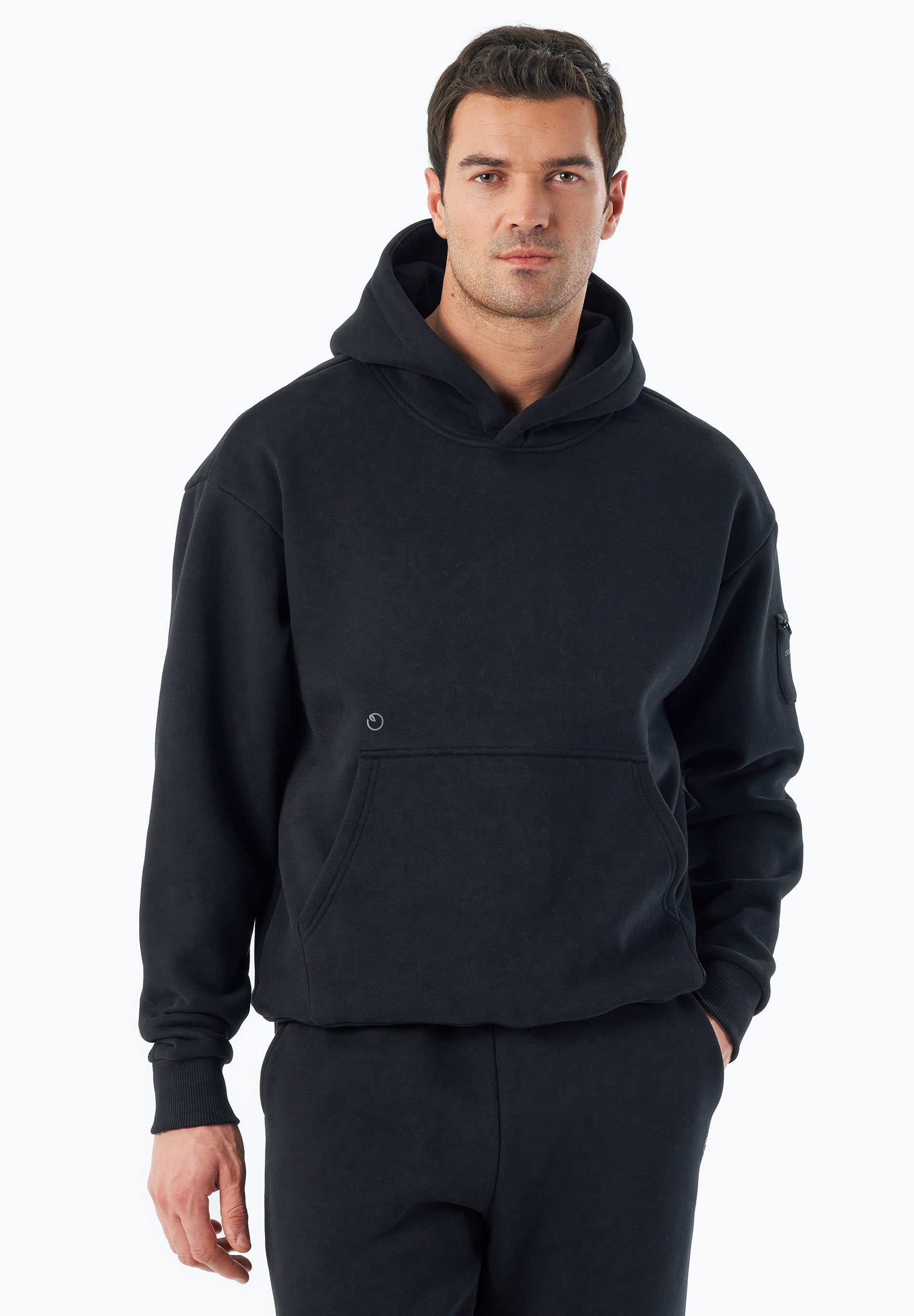 HARVINN | Essentials Travel Unisex Hoodie aus Bio-Baumwolle und recyceltem Polyester