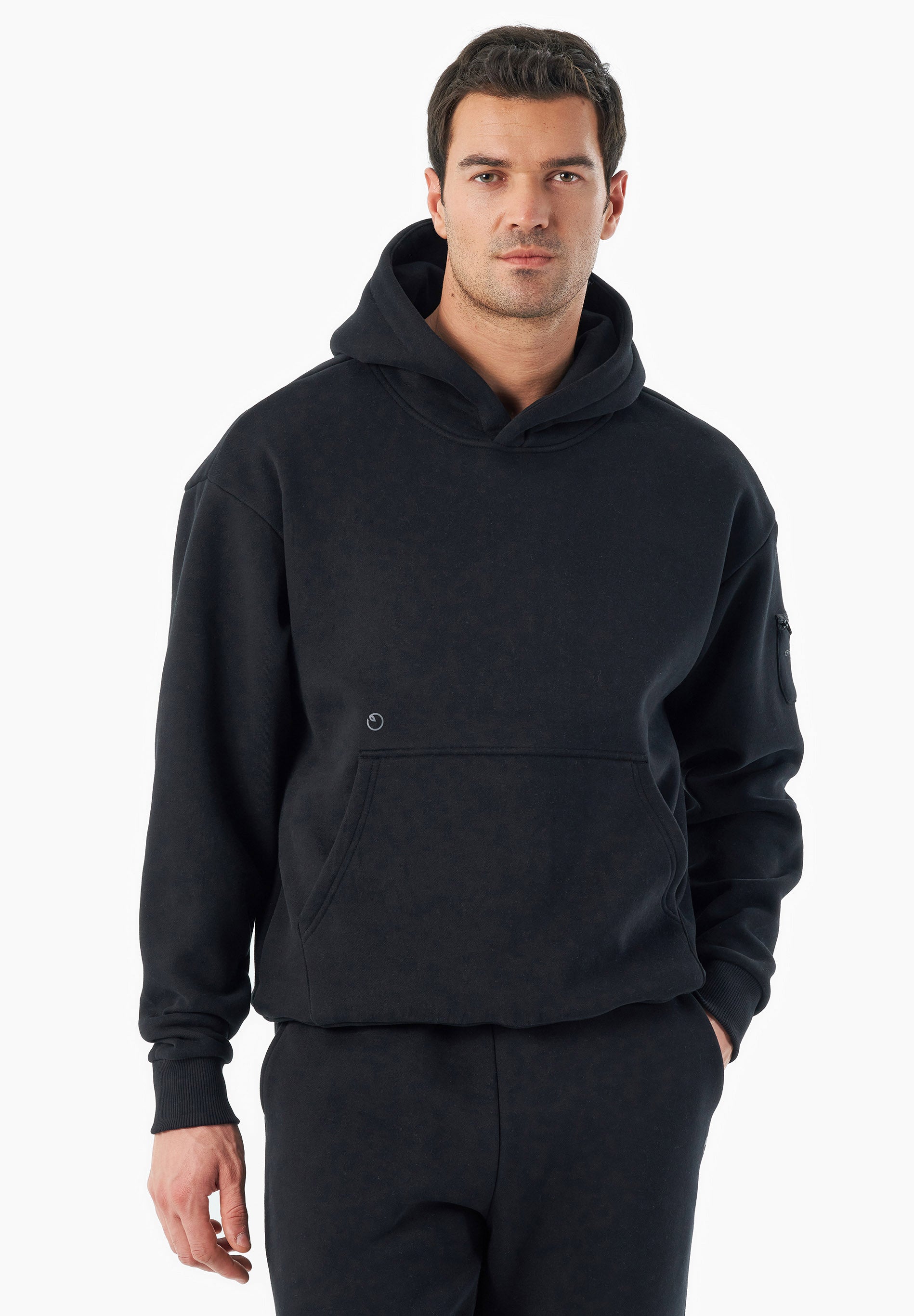 HARVINN | Essentials Travel Unisex Hoodie aus Bio-Baumwolle und recyceltem Polyester