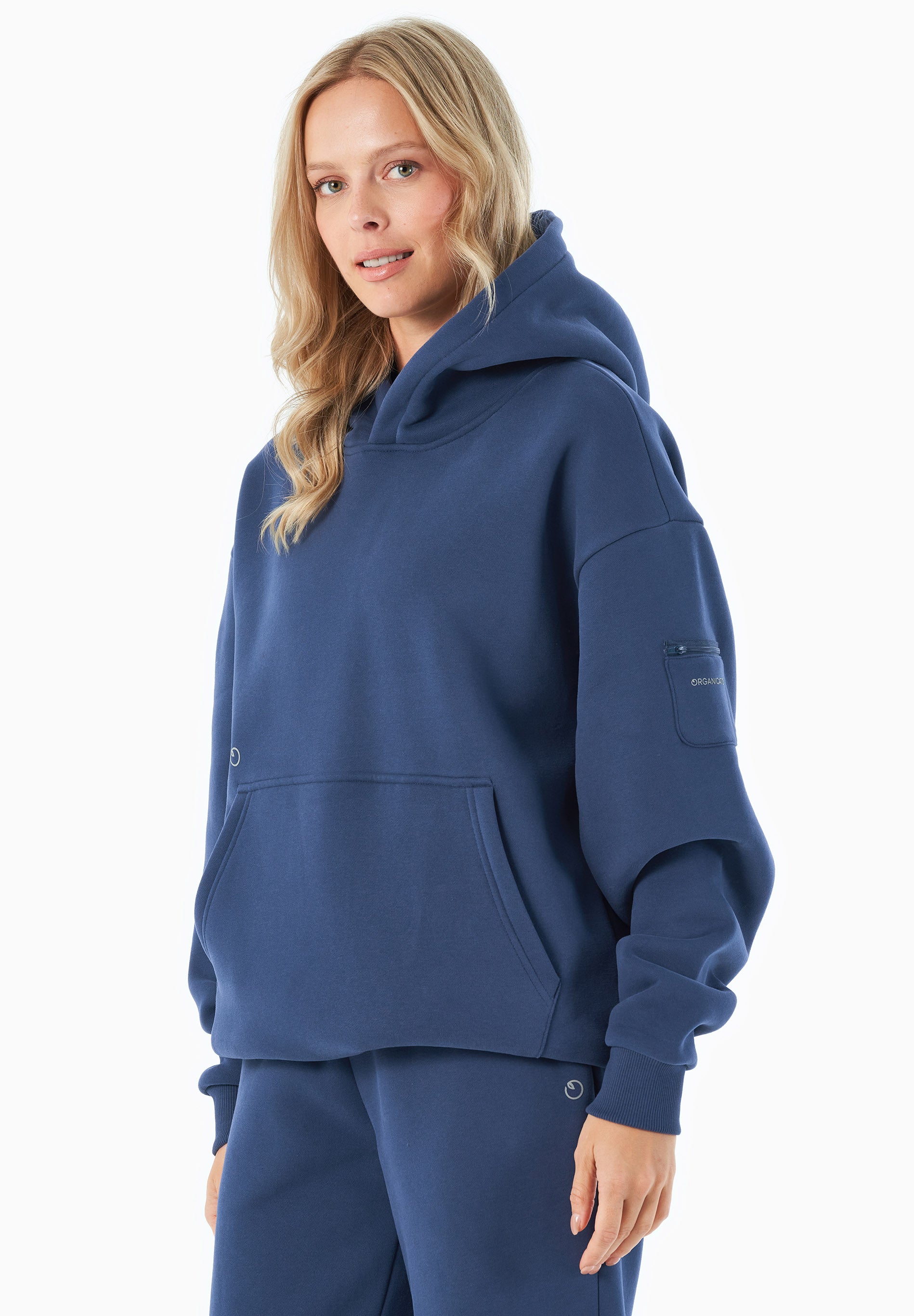 HARVINN | Essentials Travel Unisex Hoodie aus Bio-Baumwolle und recyceltem Polyester
