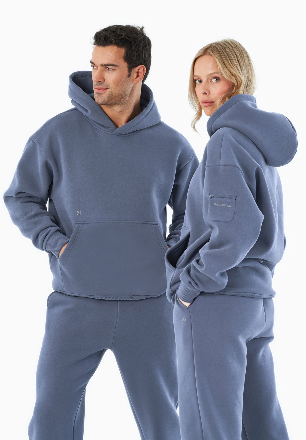 HARVINN | Essentials Travel Unisex Hoodie aus Bio-Baumwolle und recyceltem Polyester