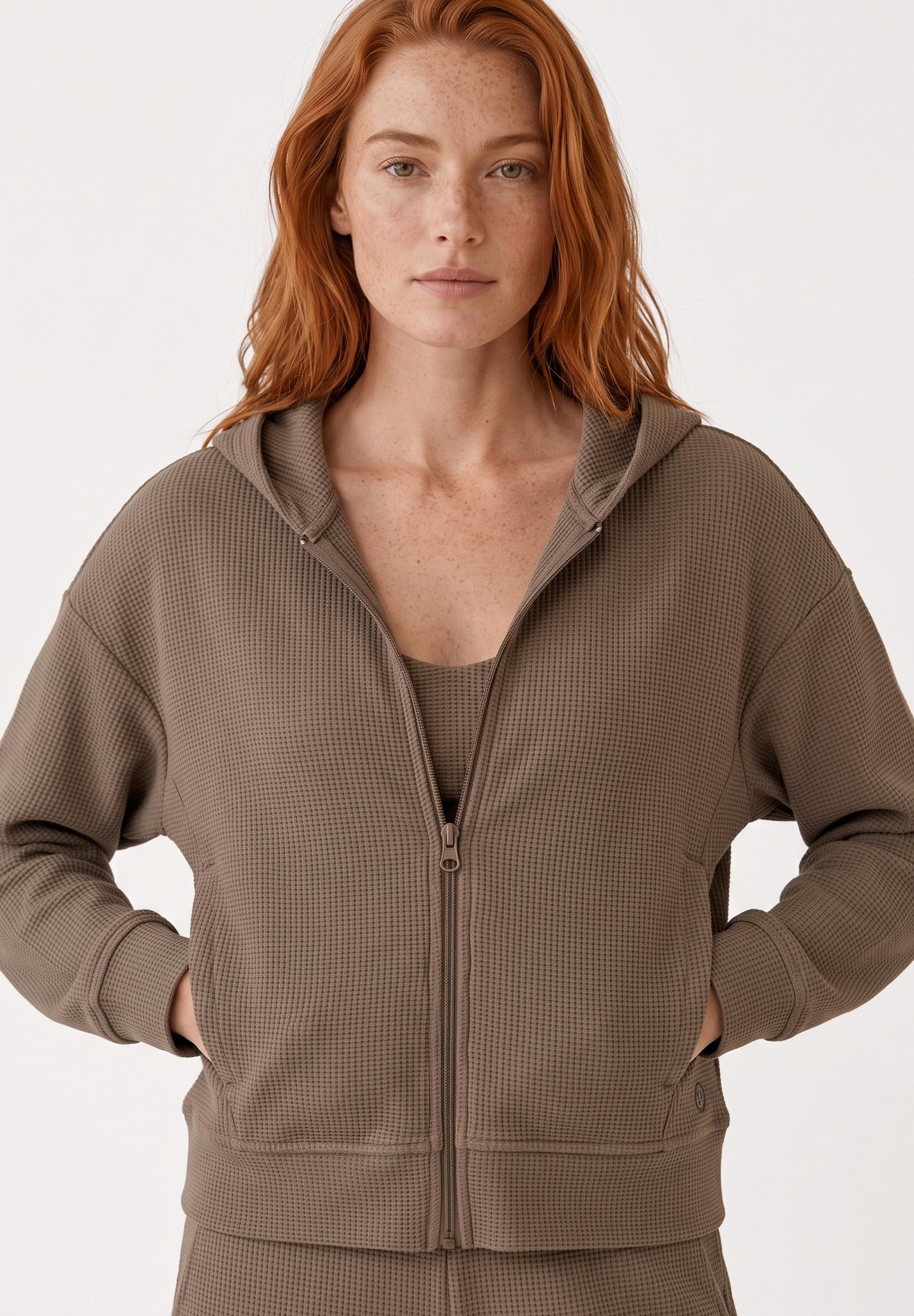 JENNIFER | Waffel-Hoodiejacke aus Bio-Baumwolle & recyceltem Polyester
