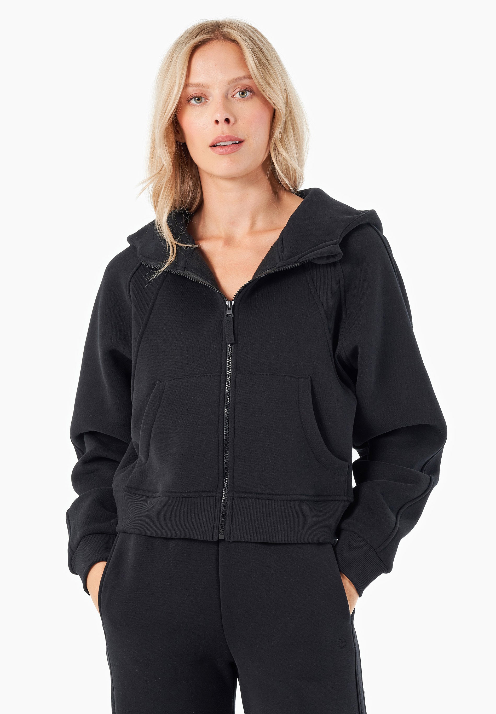 JODDY | Essentials Travel Full Zip-Hoodie aus Bio-Baumwolle und recyceltem Polyester