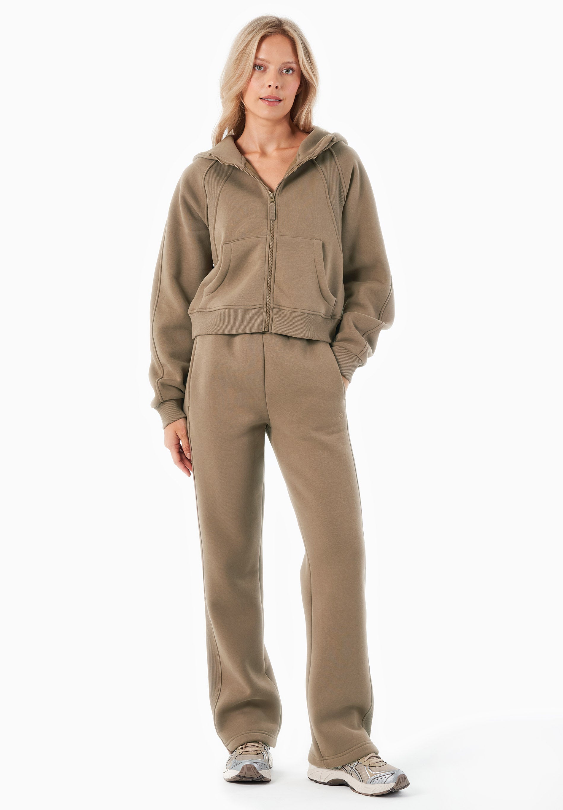 JODDY | Essentials Travel Full Zip-Hoodie aus Bio-Baumwolle und recyceltem Polyester