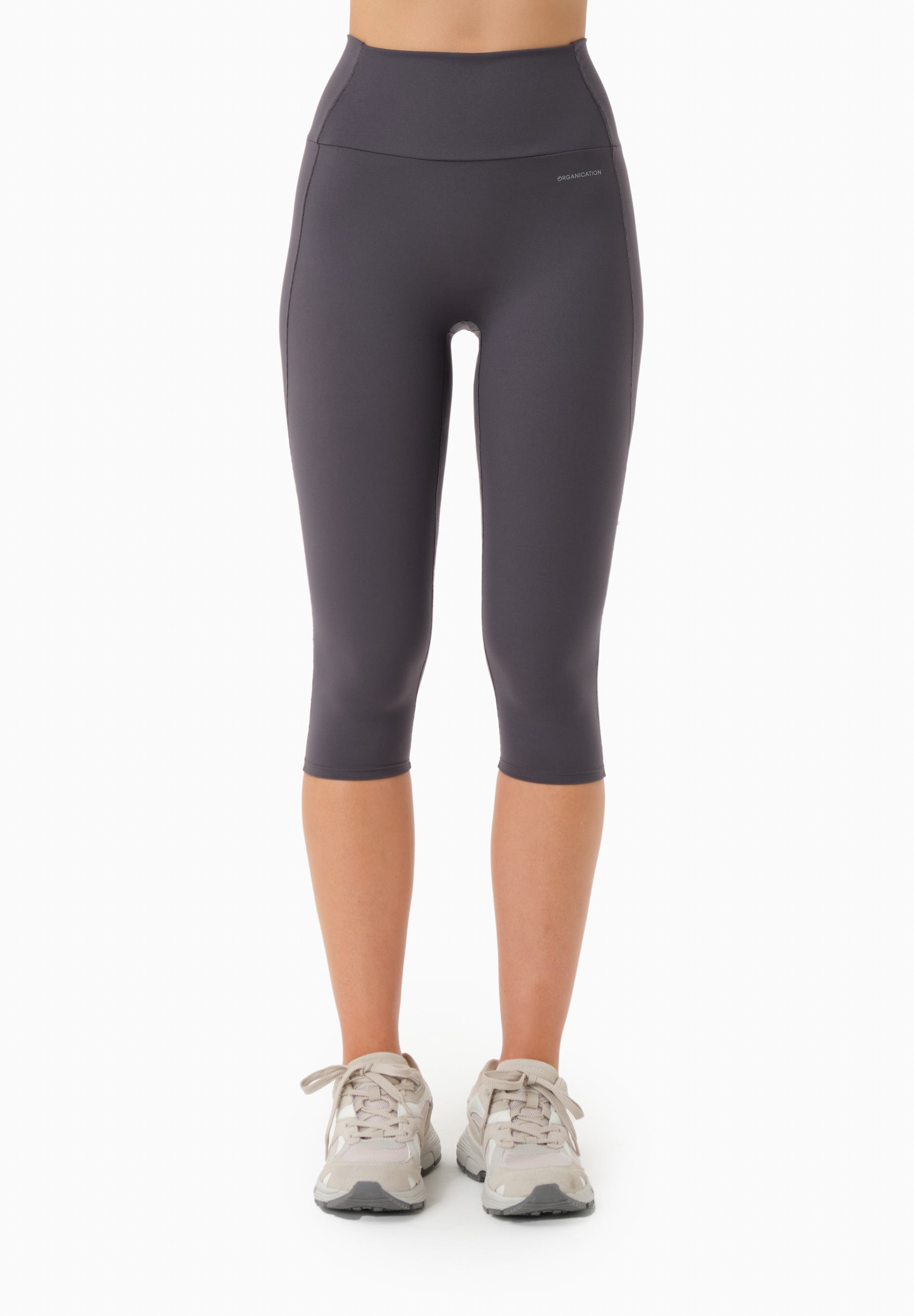 LAILLA | Capri-Leggings aus recyceltem Polyamid