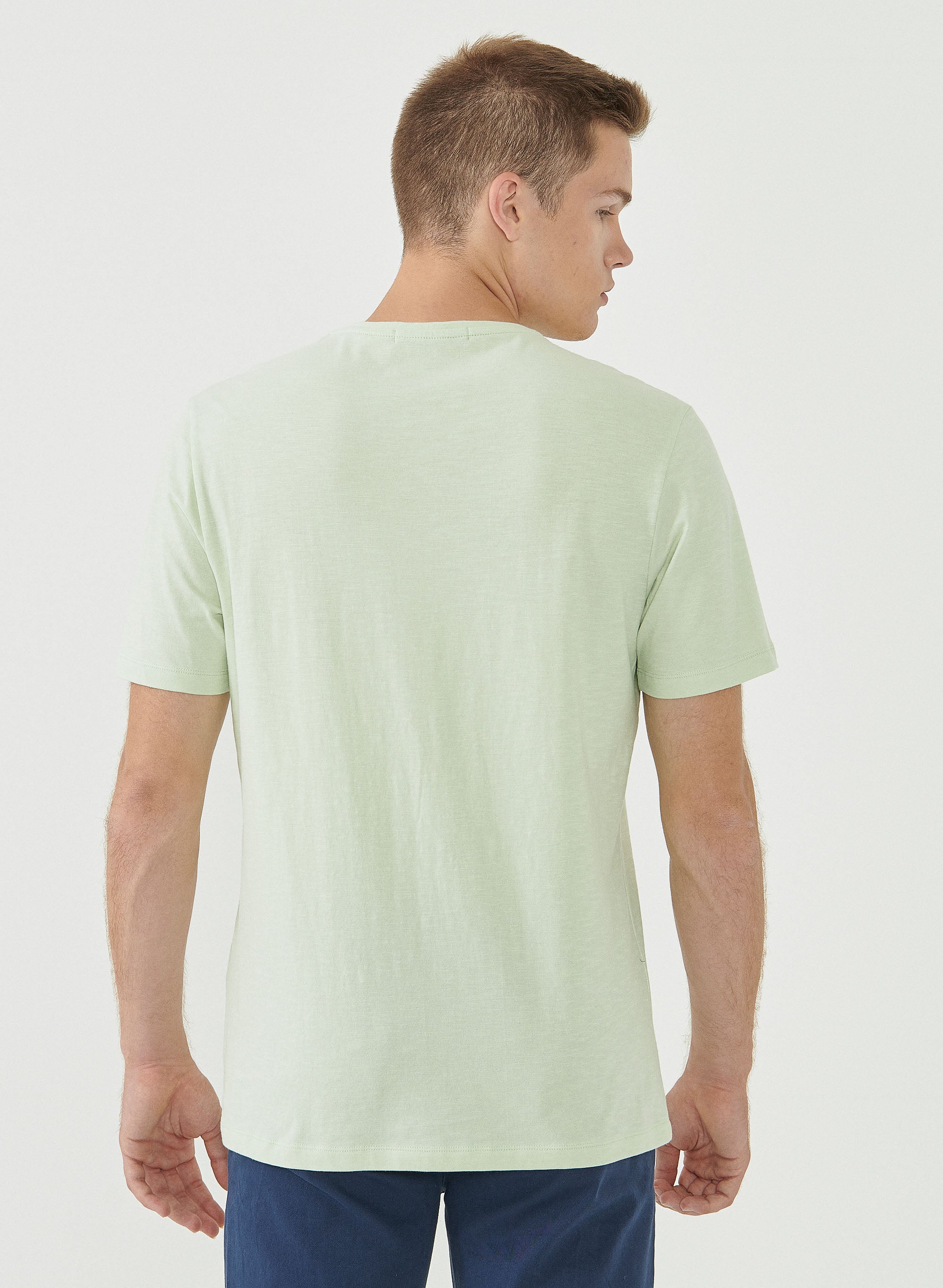 Basic T-Shirt aus Bio-Baumwolle
