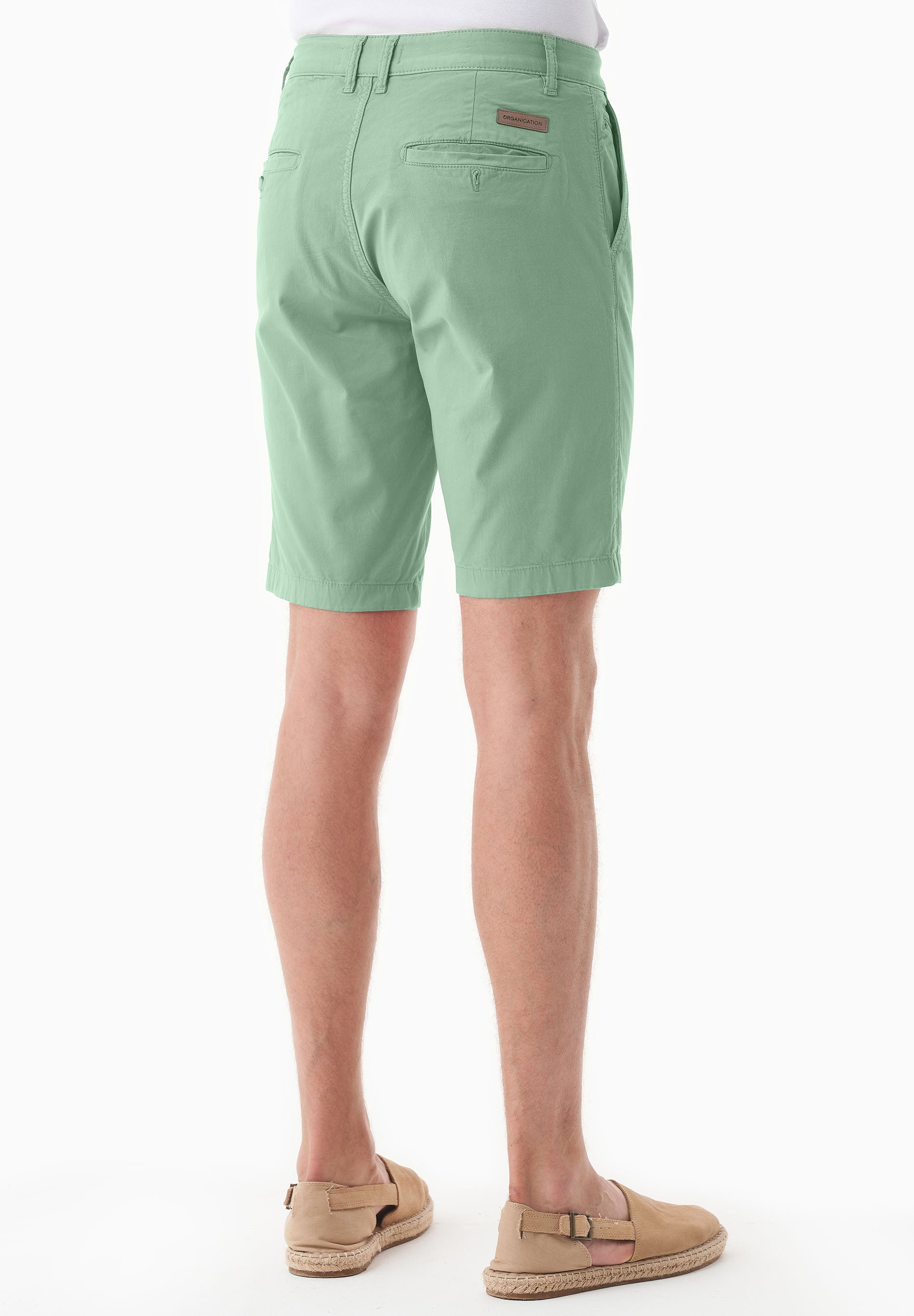 Slim-Fit Shorts aus Bio-Baumwolle