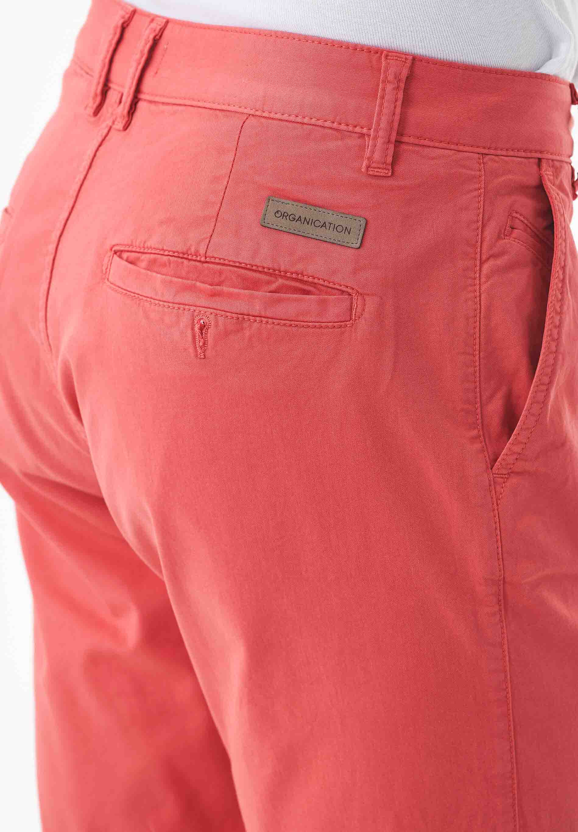 Slim-Fit Shorts aus Bio-Baumwolle
