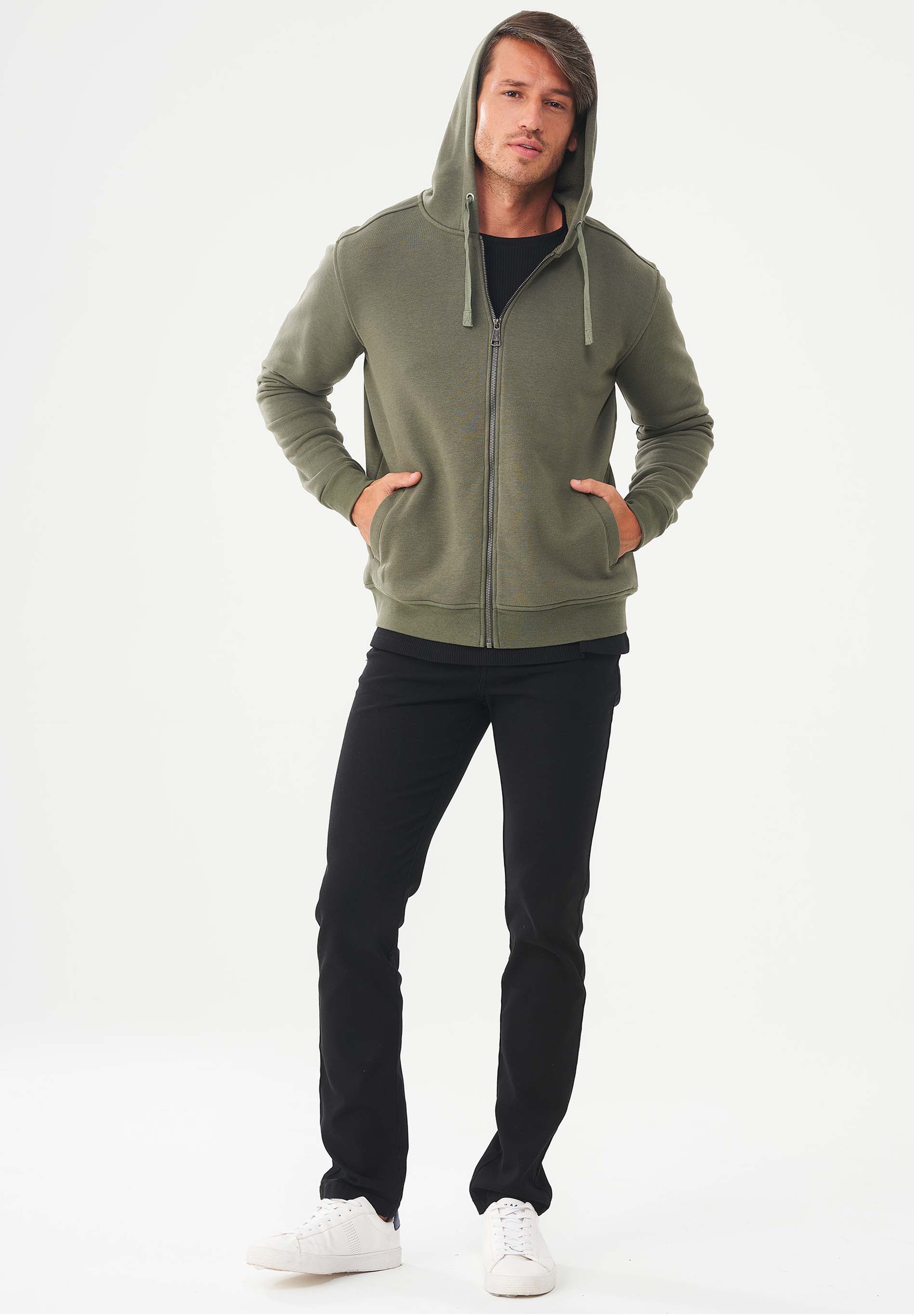 Sweatjacke aus Bio-Baumwolle & Modal mit recyceltem Polyester