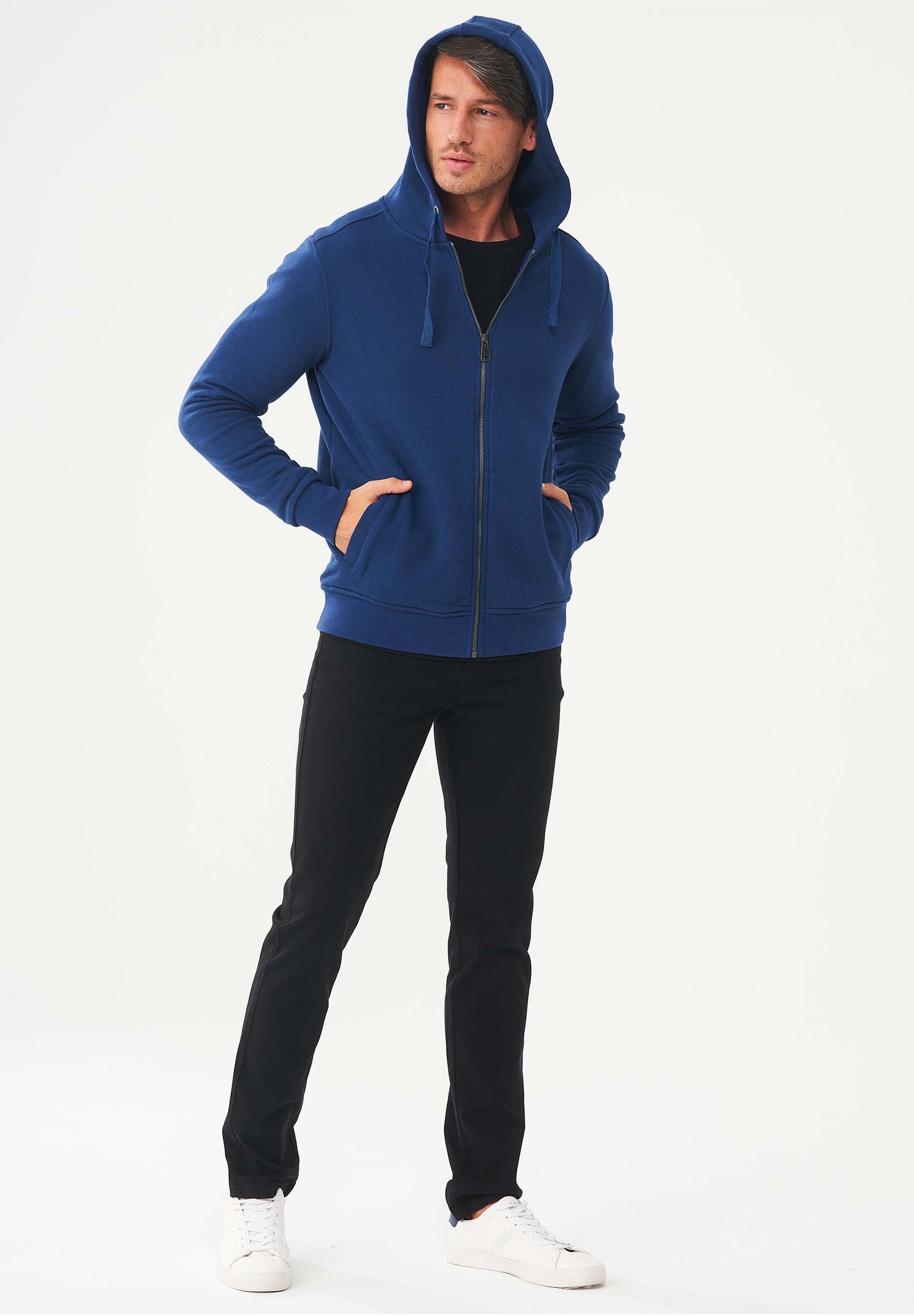 Sweatjacke aus Bio-Baumwolle & Modal mit recyceltem Polyester