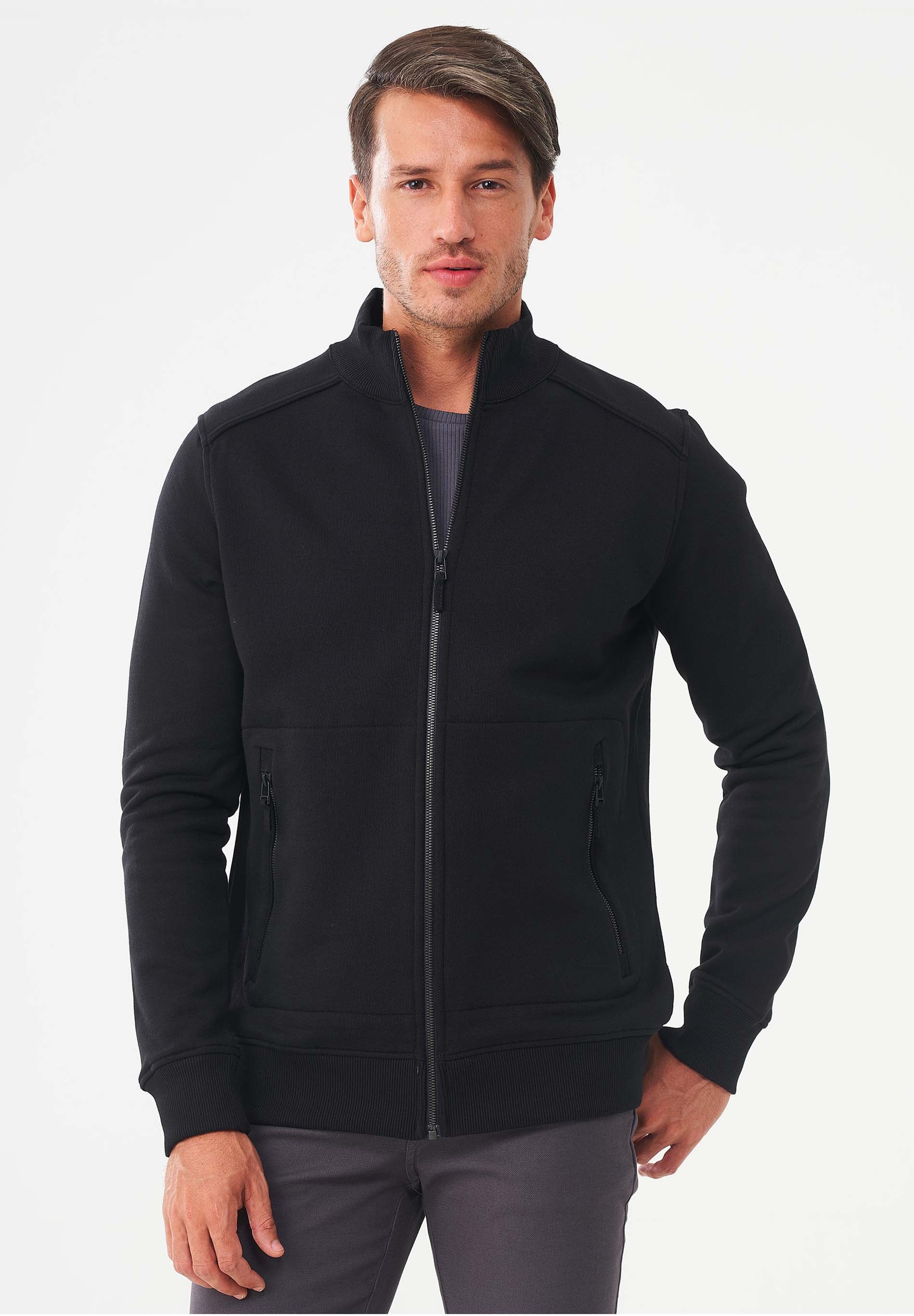 Sweatjacke aus Bio-Baumwolle mit Stehkragen