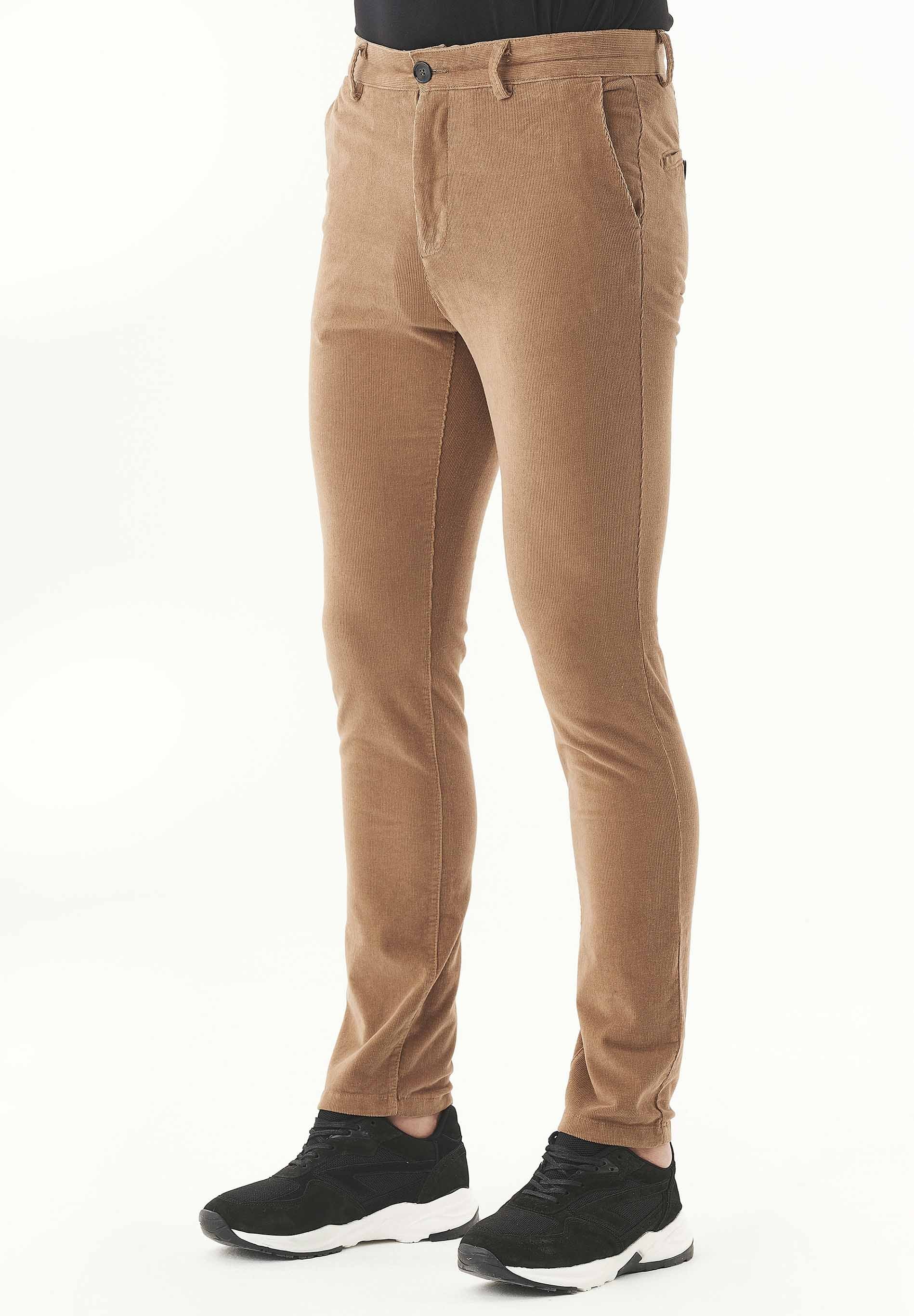 Slim Cordhose aus Bio-Baumwolle