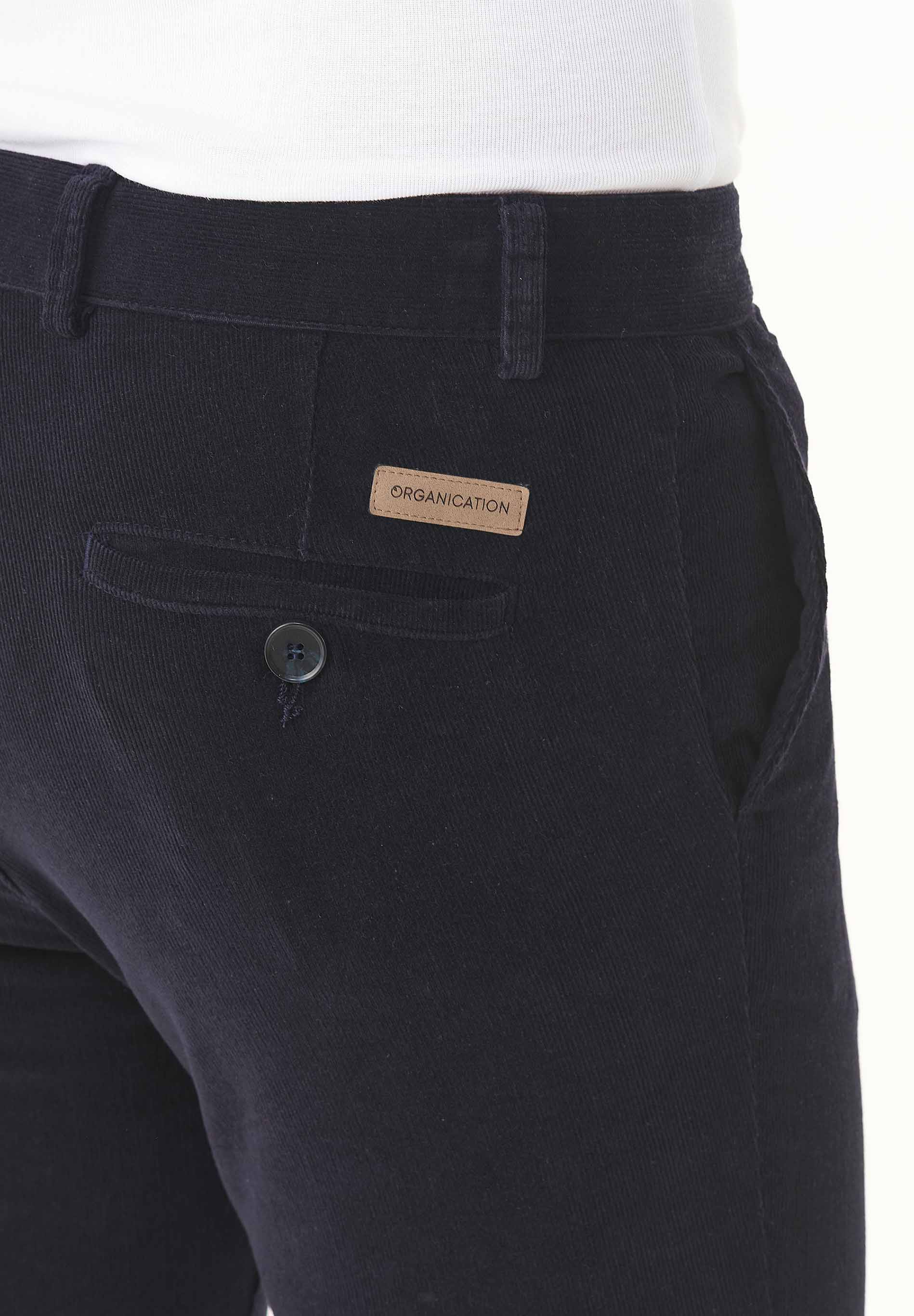 Slim Cordhose aus Bio-Baumwolle