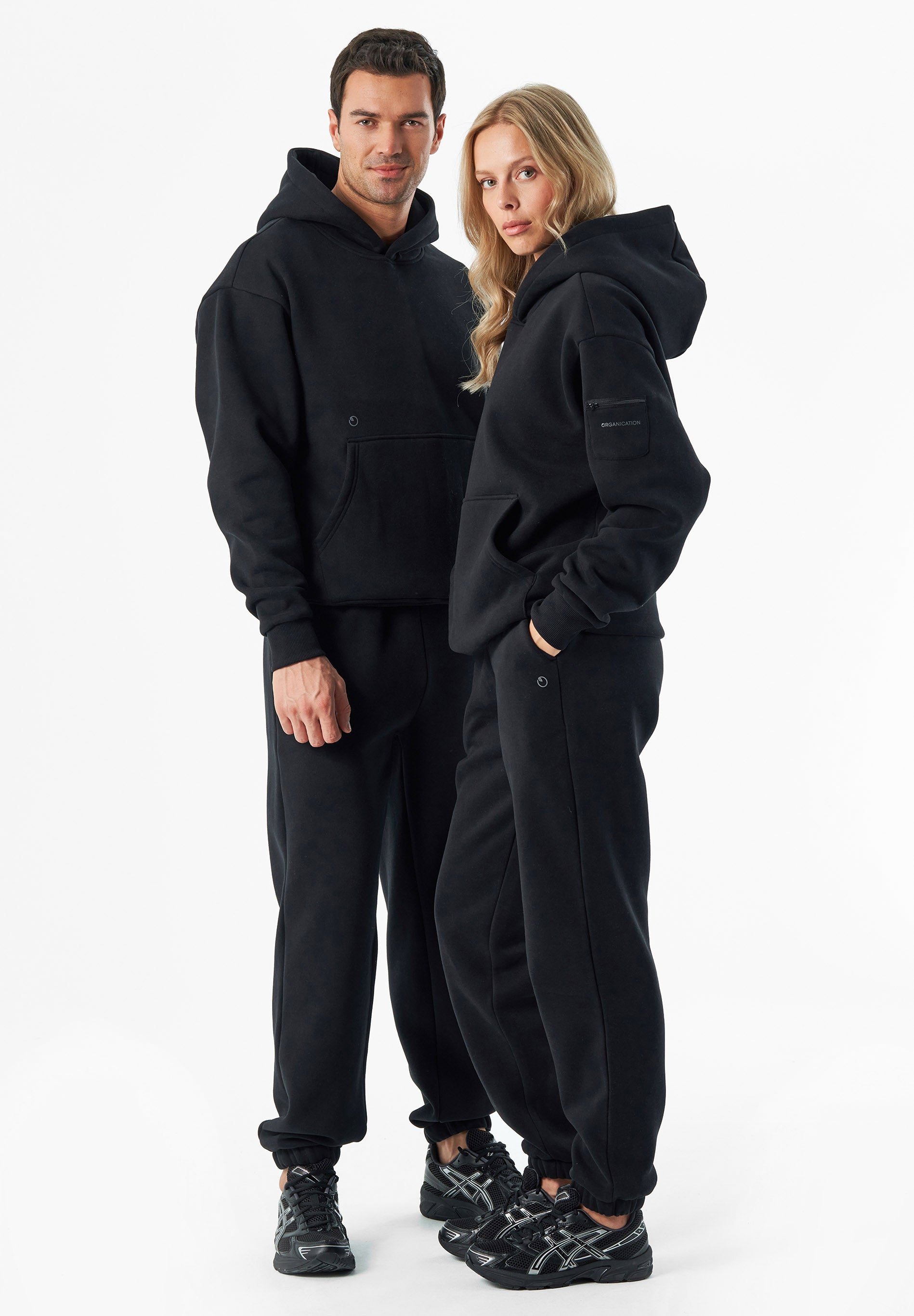 PARKERR | Essentials Travel Unisex Jogginghose aus Bio-Baumwolle & Recyceltem Polyester