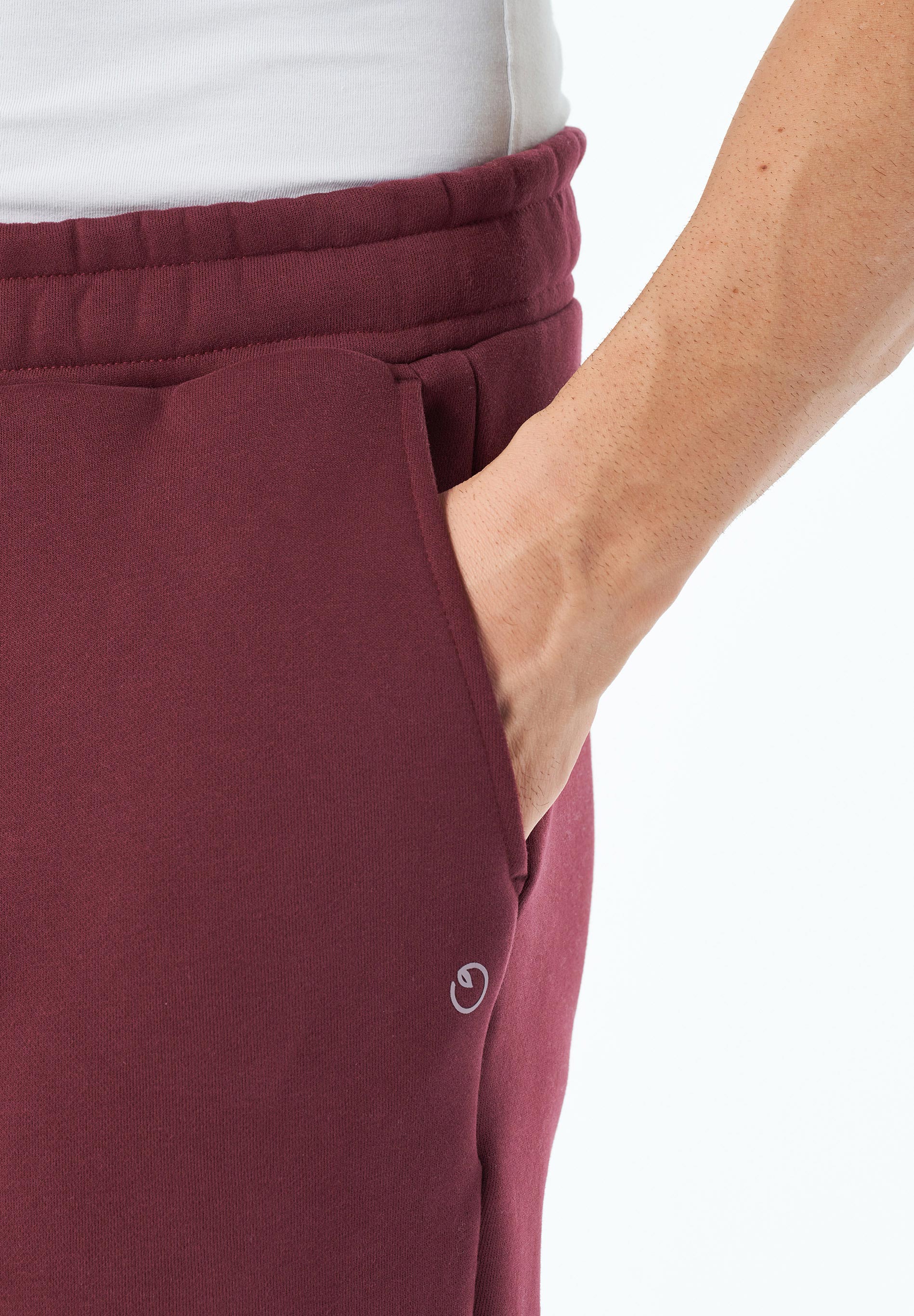 PARKERR | Essentials Travel Unisex Jogginghose aus Bio-Baumwolle & Recyceltem Polyester