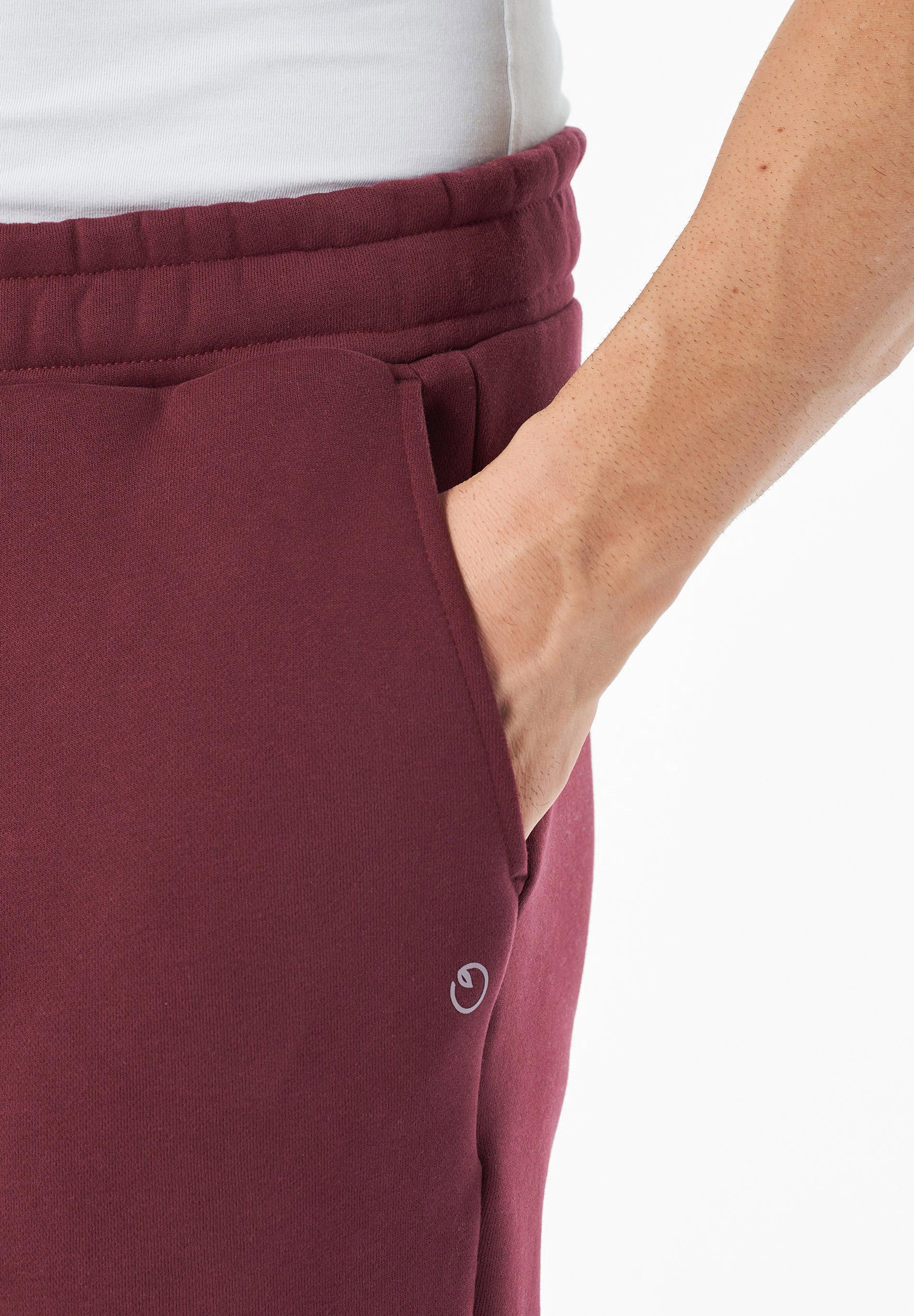 PARKERR | Essentials Travel Unisex Jogginghose aus Bio-Baumwolle & Recyceltem Polyester