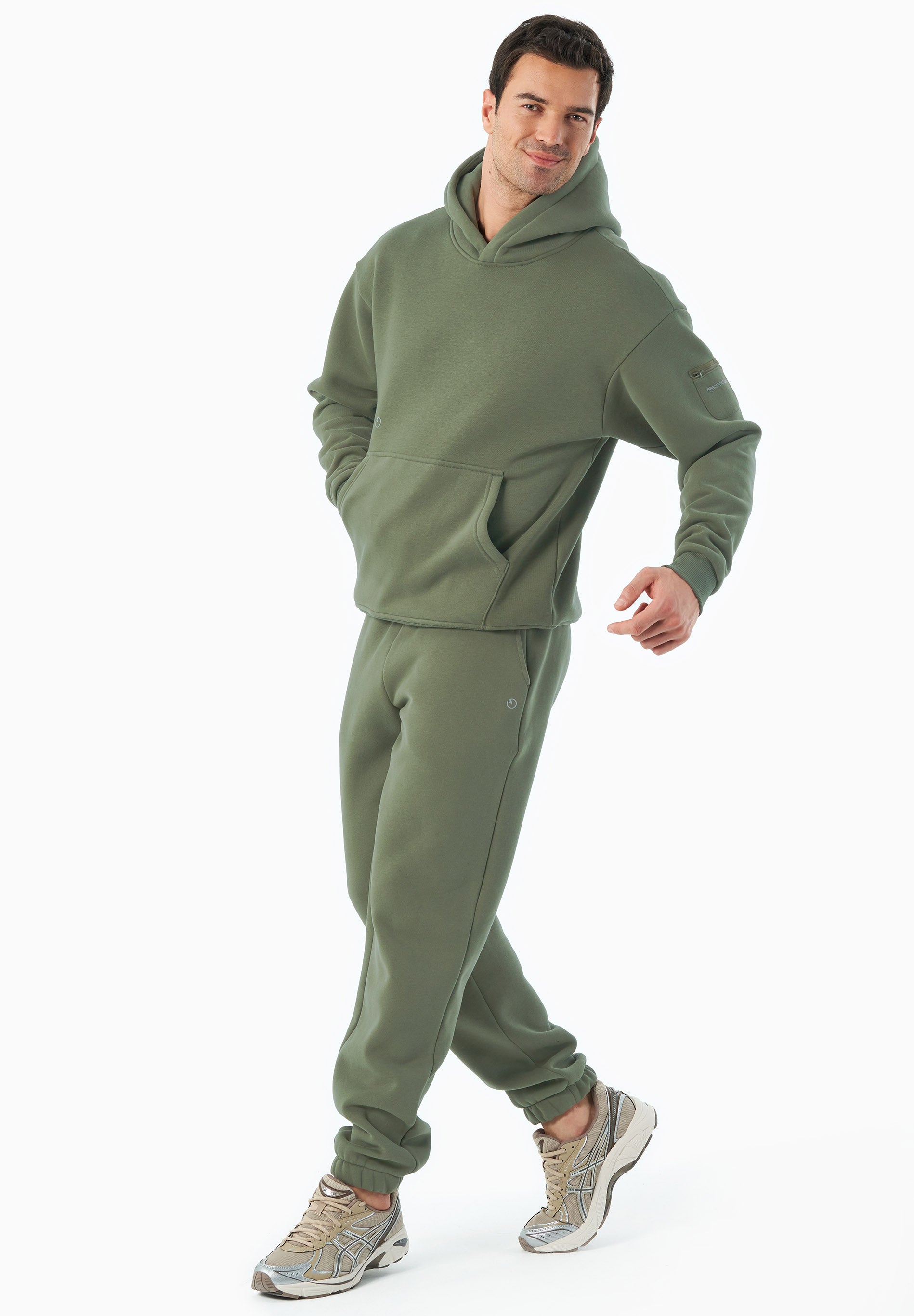 PARKERR | Essentials Travel Unisex Jogginghose aus Bio-Baumwolle & Recyceltem Polyester