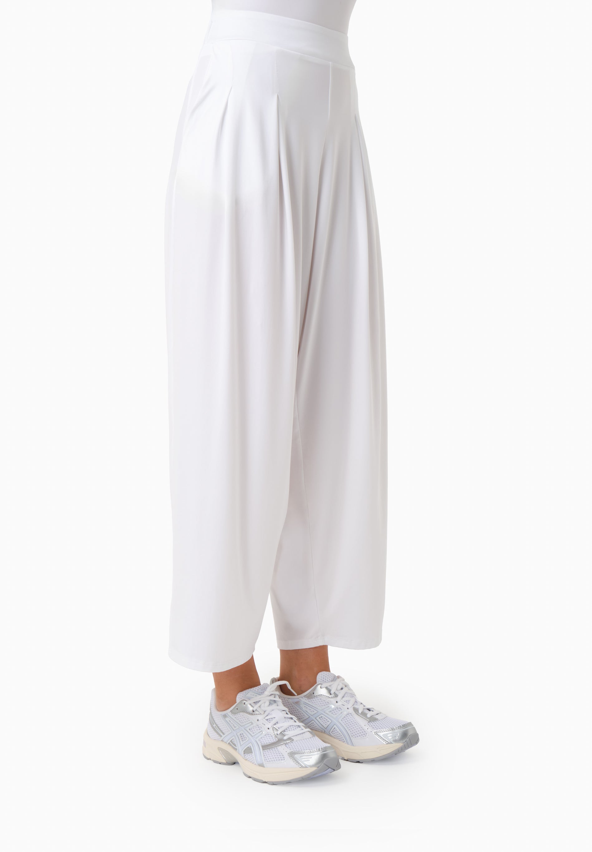 PEENY | Weit geschnittene Hose aus recyceltem Polyamid