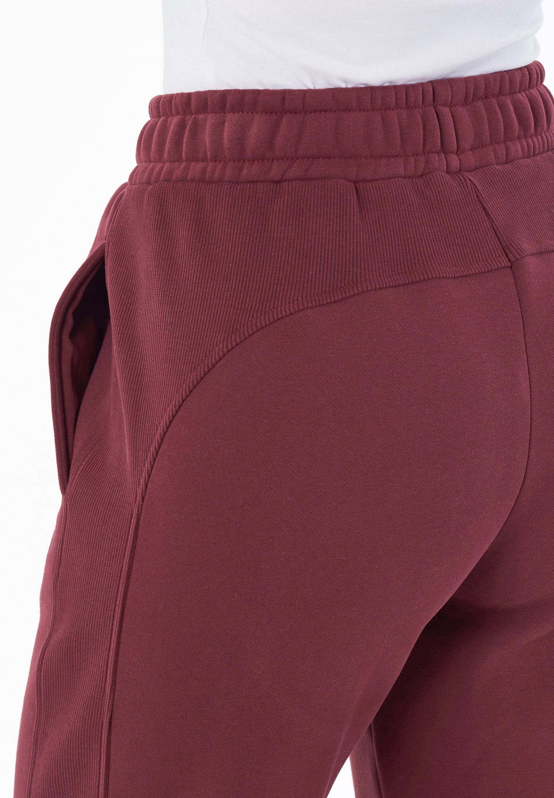 POLLY | Essentials Sweathose aus Bio-Baumwolle & Recyceltem Polyester