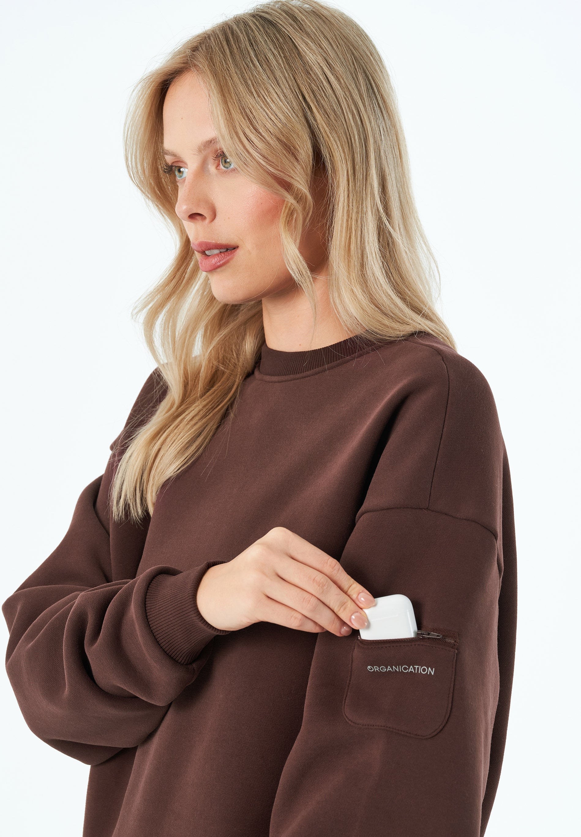 SAYLORR | Essentials Travel Unisex Sweatshirt aus Bio-Baumwolle und recyceltem Polyester