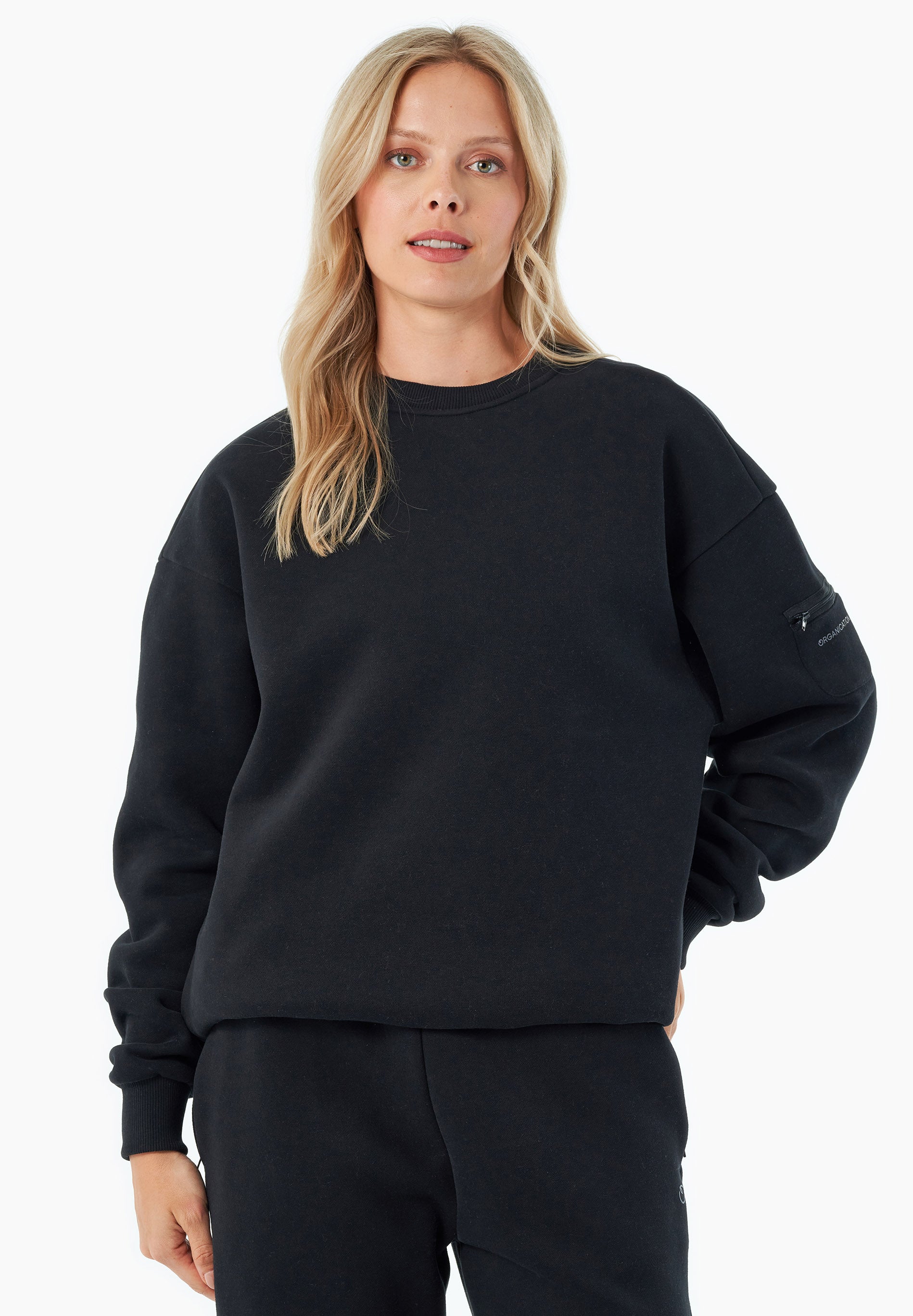 SAYLORR | Essentials Travel Unisex Sweatshirt aus Bio-Baumwolle und recyceltem Polyester