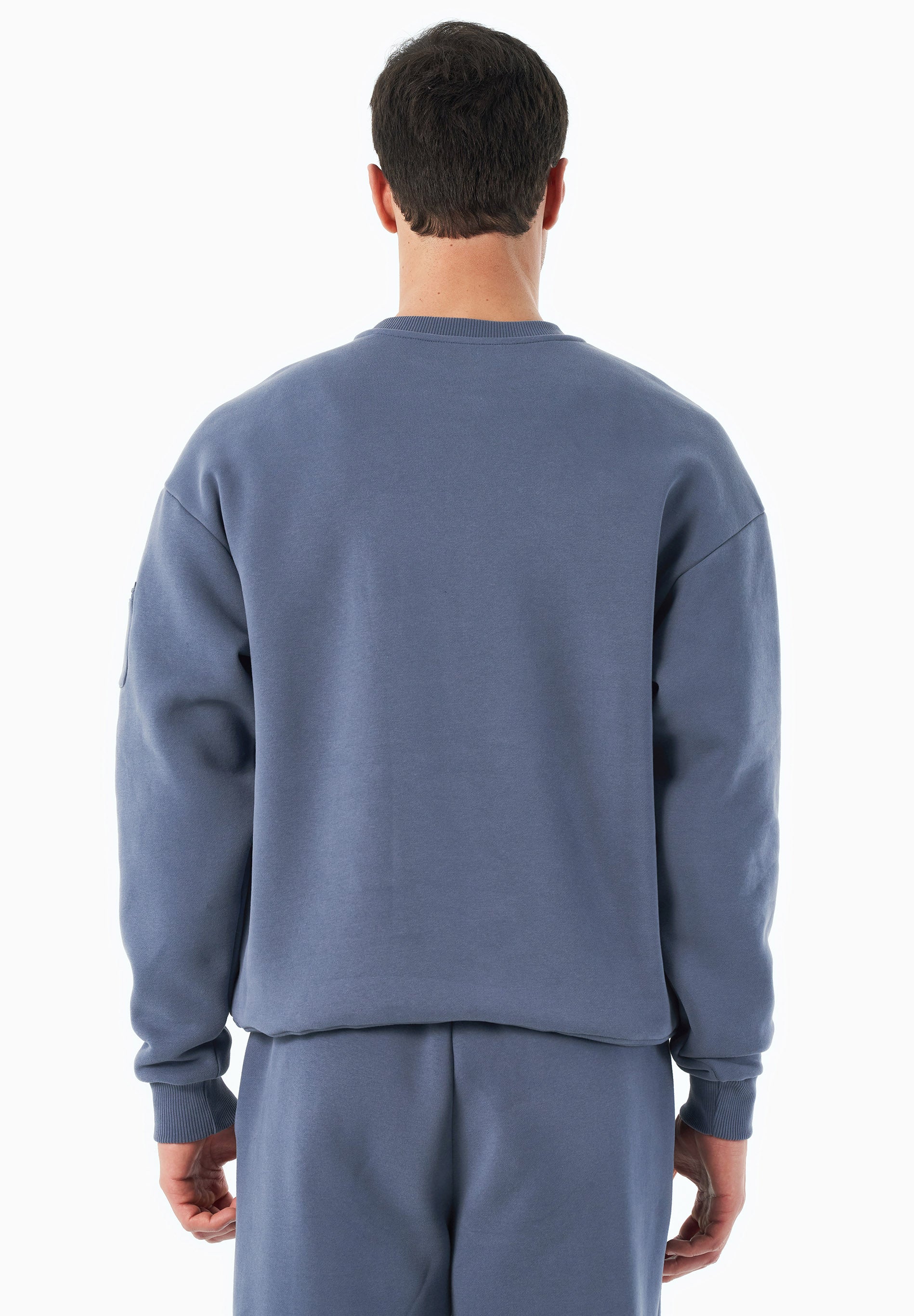 SAYLORR | Essentials Travel Unisex Sweatshirt aus Bio-Baumwolle und recyceltem Polyester