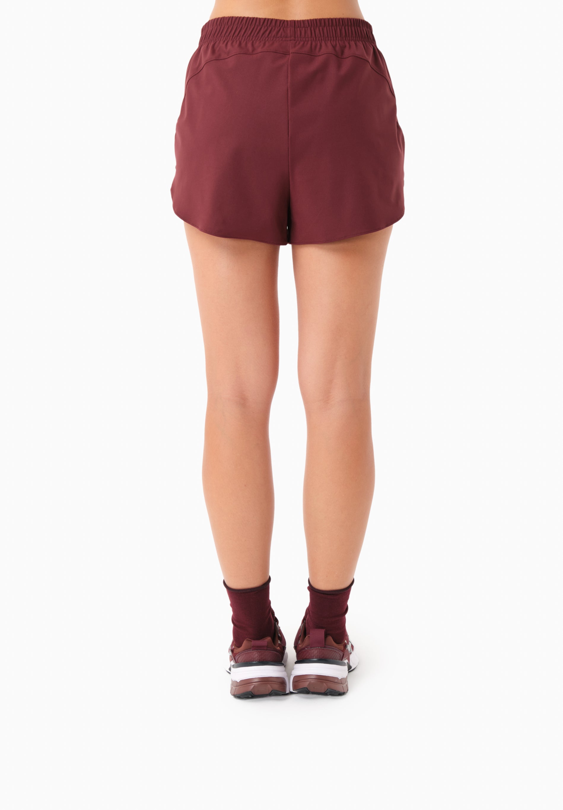 SELENNA | Shorts aus recyceltem Polyamid