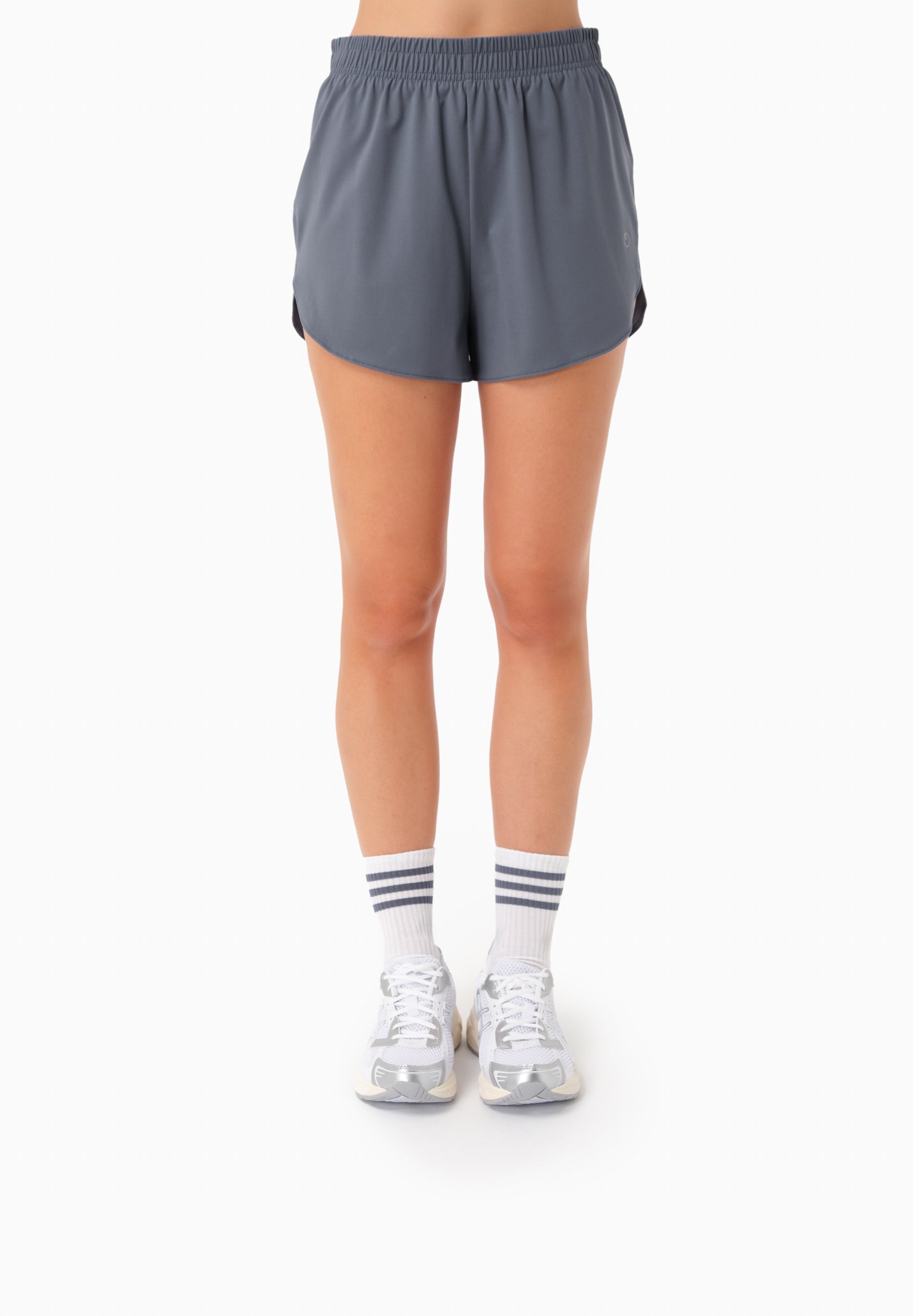 SELENNA | Shorts aus recyceltem Polyamid