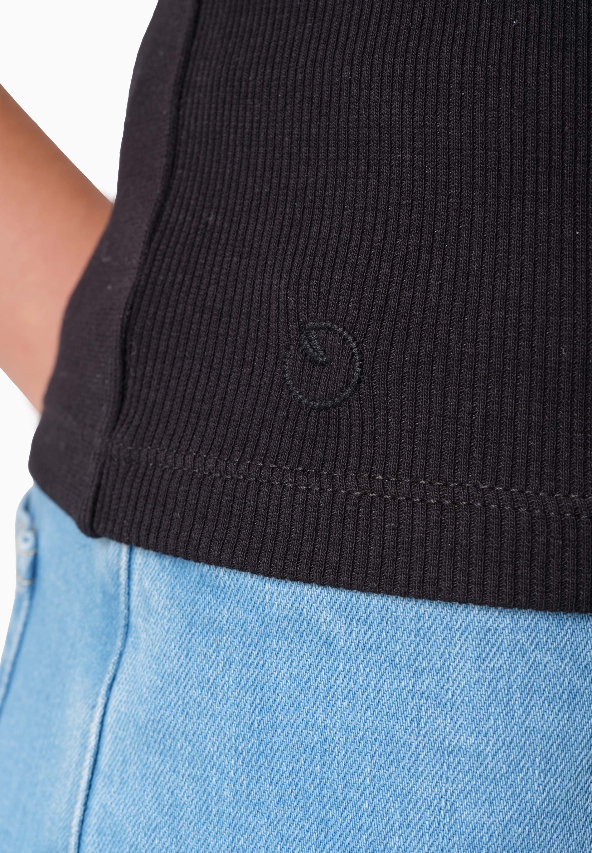 SOFFIA | Rib Top aus Bio-Baumwolle