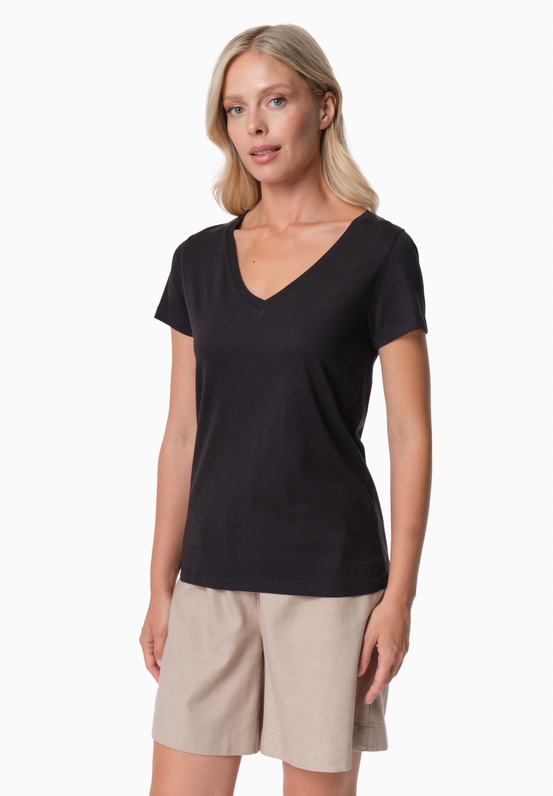 TAMARRA | T-Shirt aus TENCEL™ Modal und Bio-Baumwolle mit V-Ausschnitt