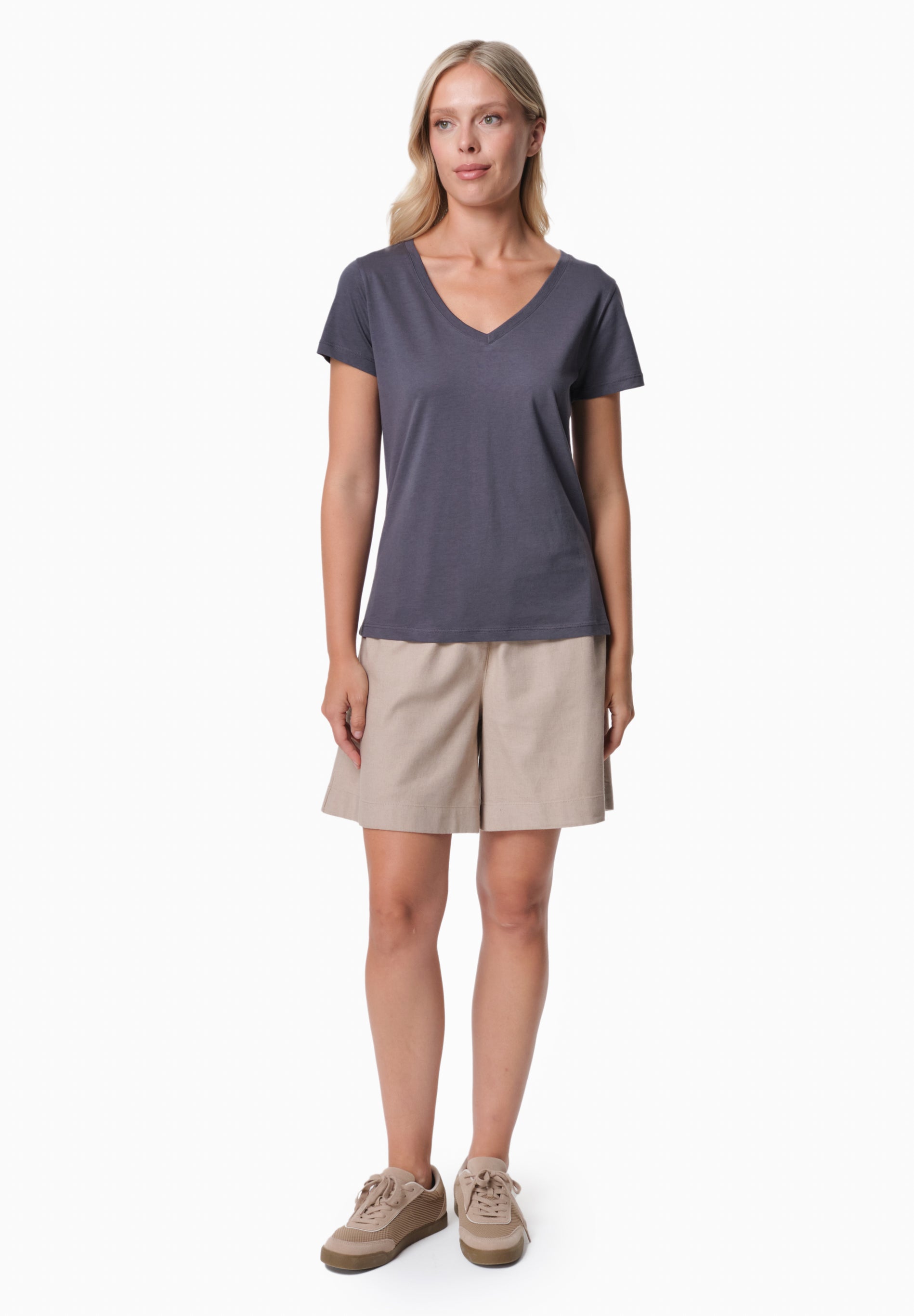 TAMARRA | T-Shirt aus TENCEL™ Modal und Bio-Baumwolle mit V-Ausschnitt