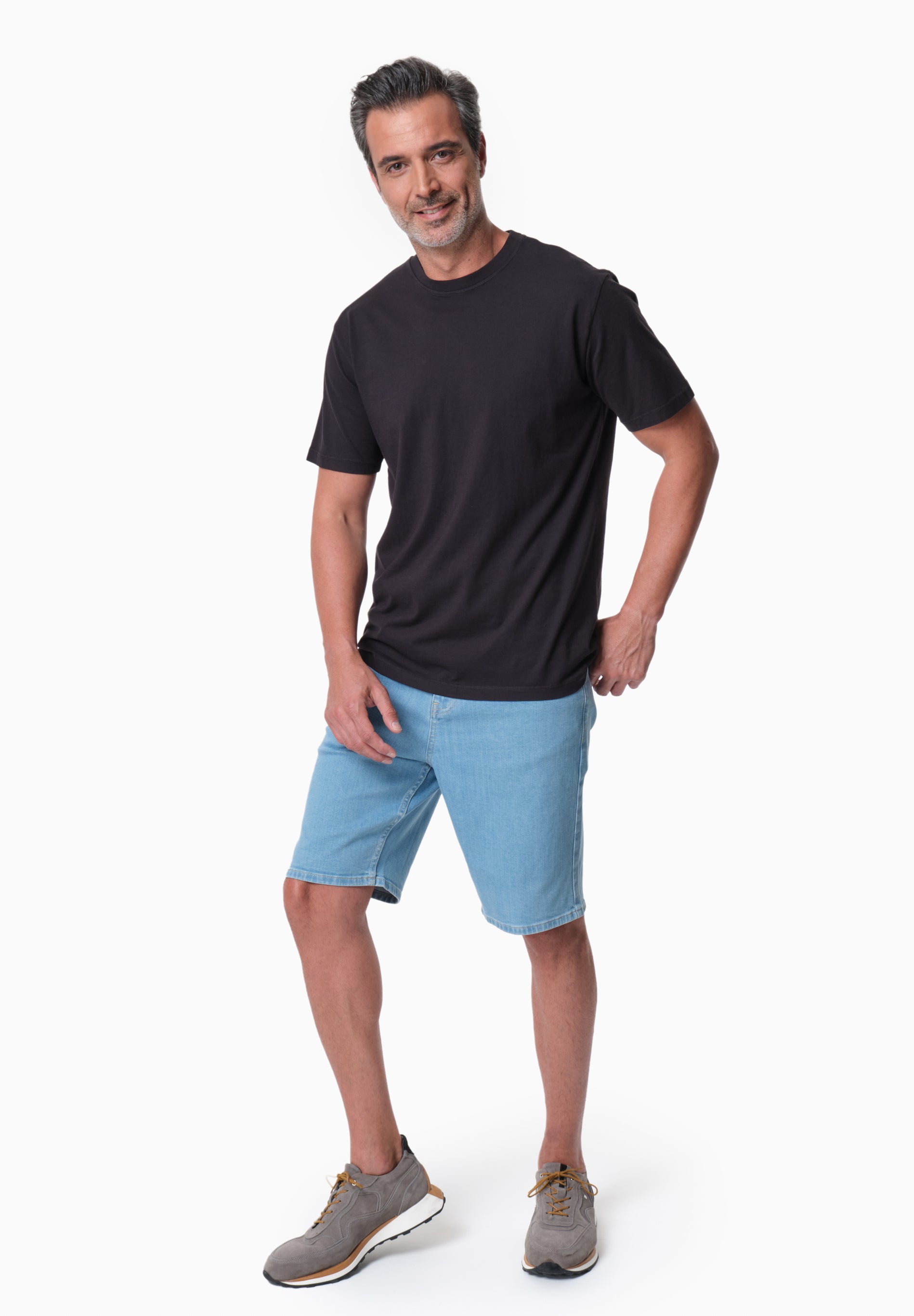 TAYLANN | Basic T-Shirt aus Bio-Baumwolle