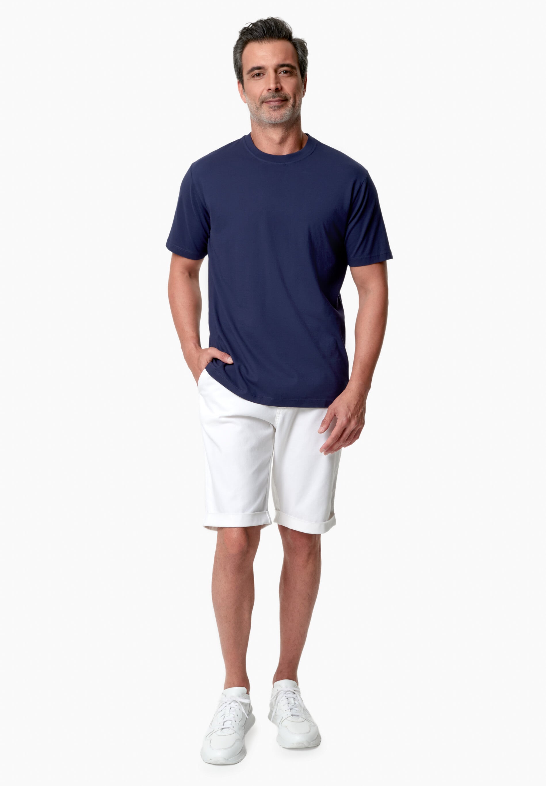 TAYLANN | Basic T-Shirt aus Bio-Baumwolle