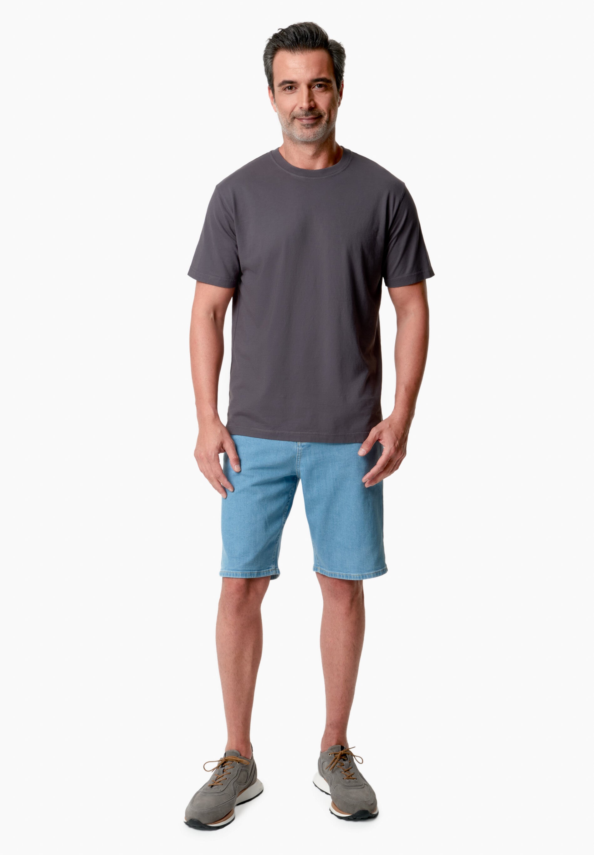 TAYLANN | Basic T-Shirt aus Bio-Baumwolle