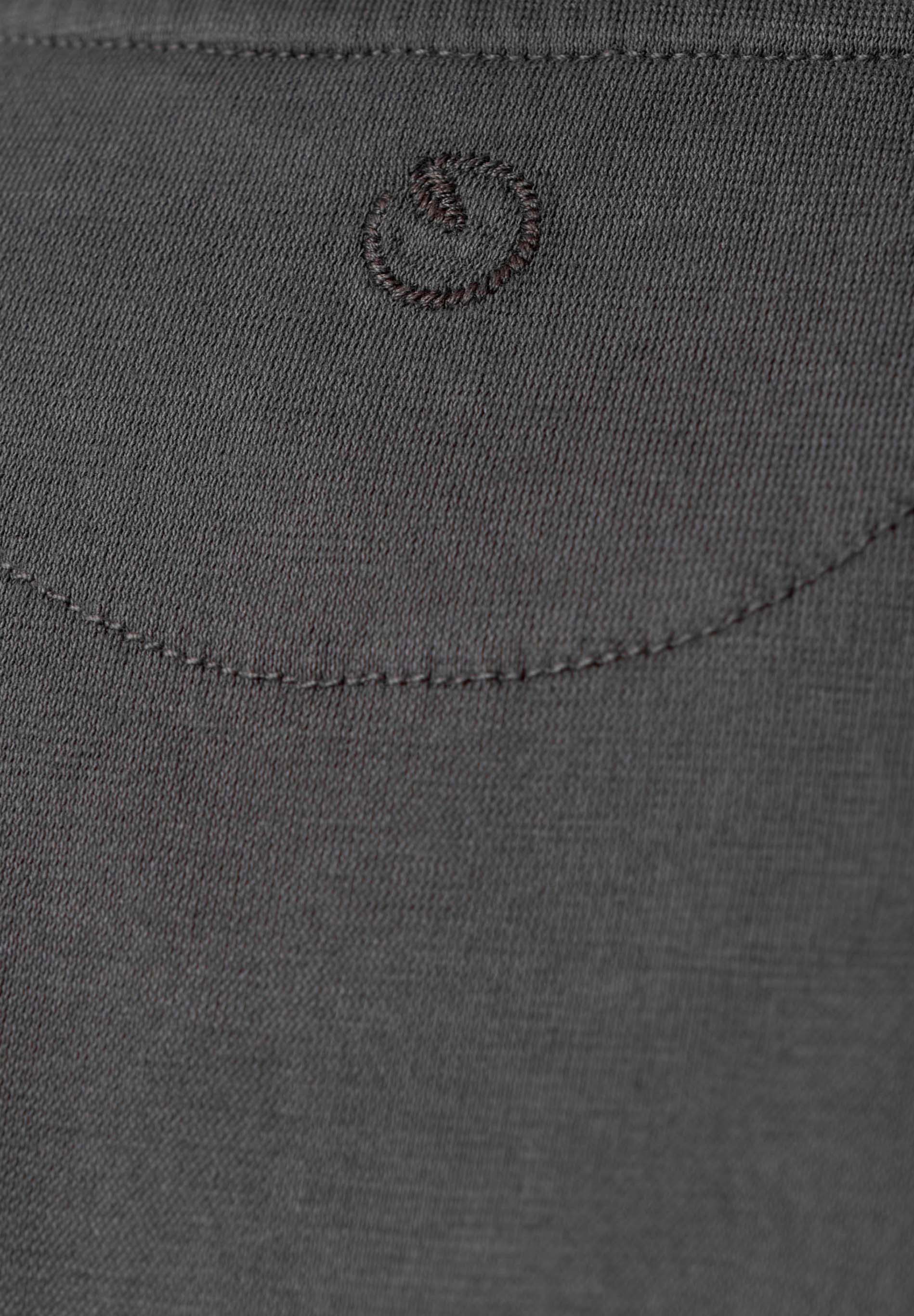 TAYLANN | Basic T-Shirt aus Bio-Baumwolle