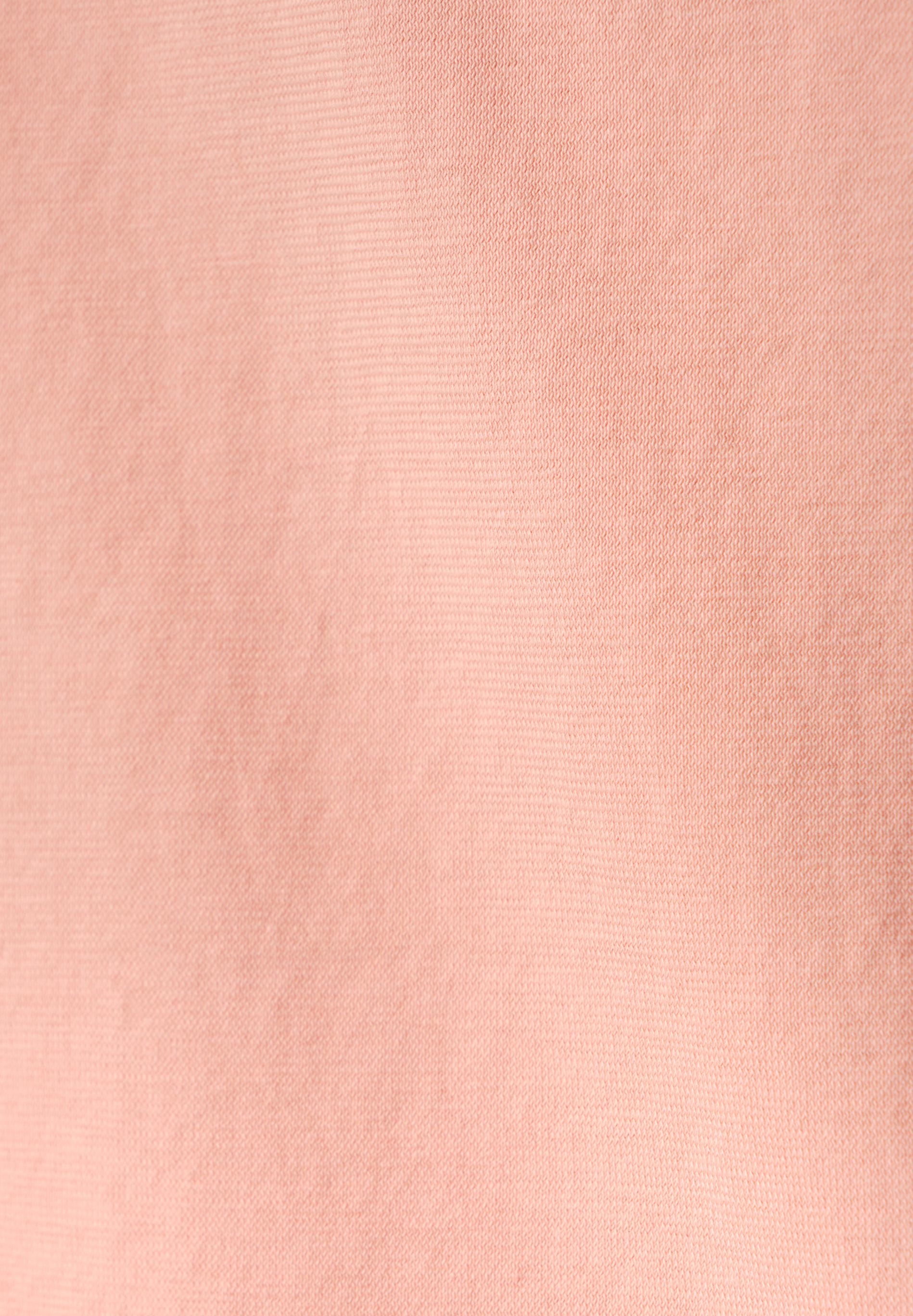 TESSA | Basic T-Shirt aus Bio-Baumwolle mit V-Ausschnitt