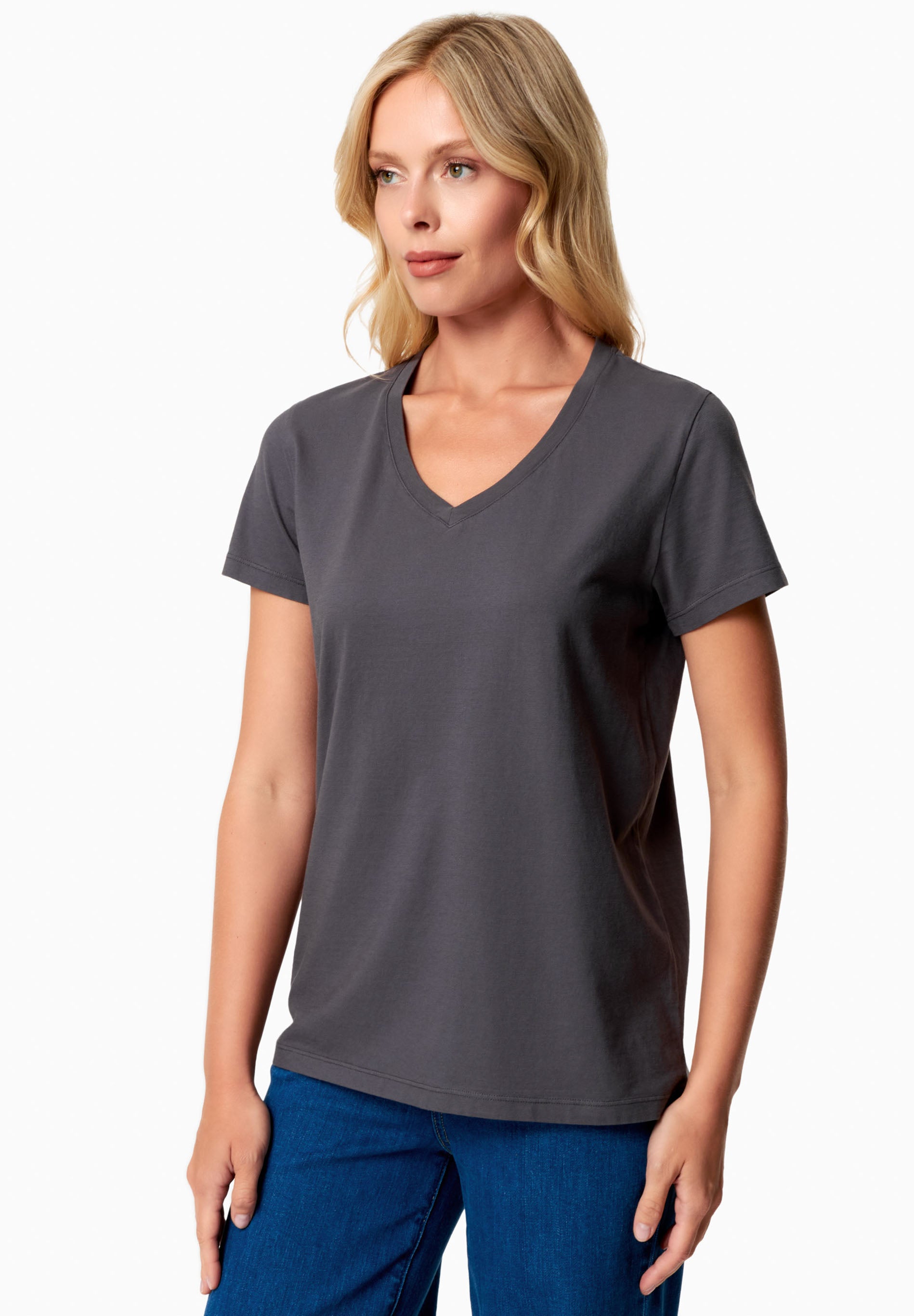 TESSA | Basic T-Shirt aus Bio-Baumwolle mit V-Ausschnitt