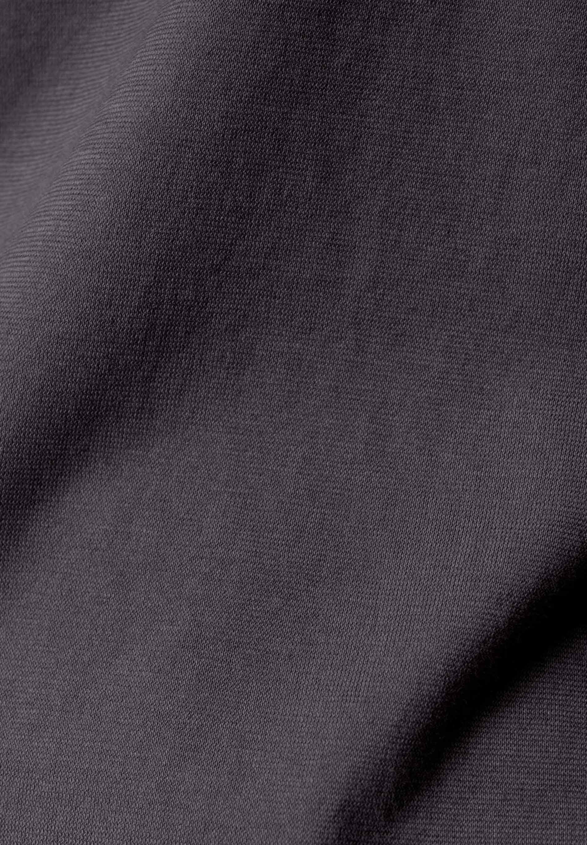 TESSA | Basic T-Shirt aus Bio-Baumwolle mit V-Ausschnitt