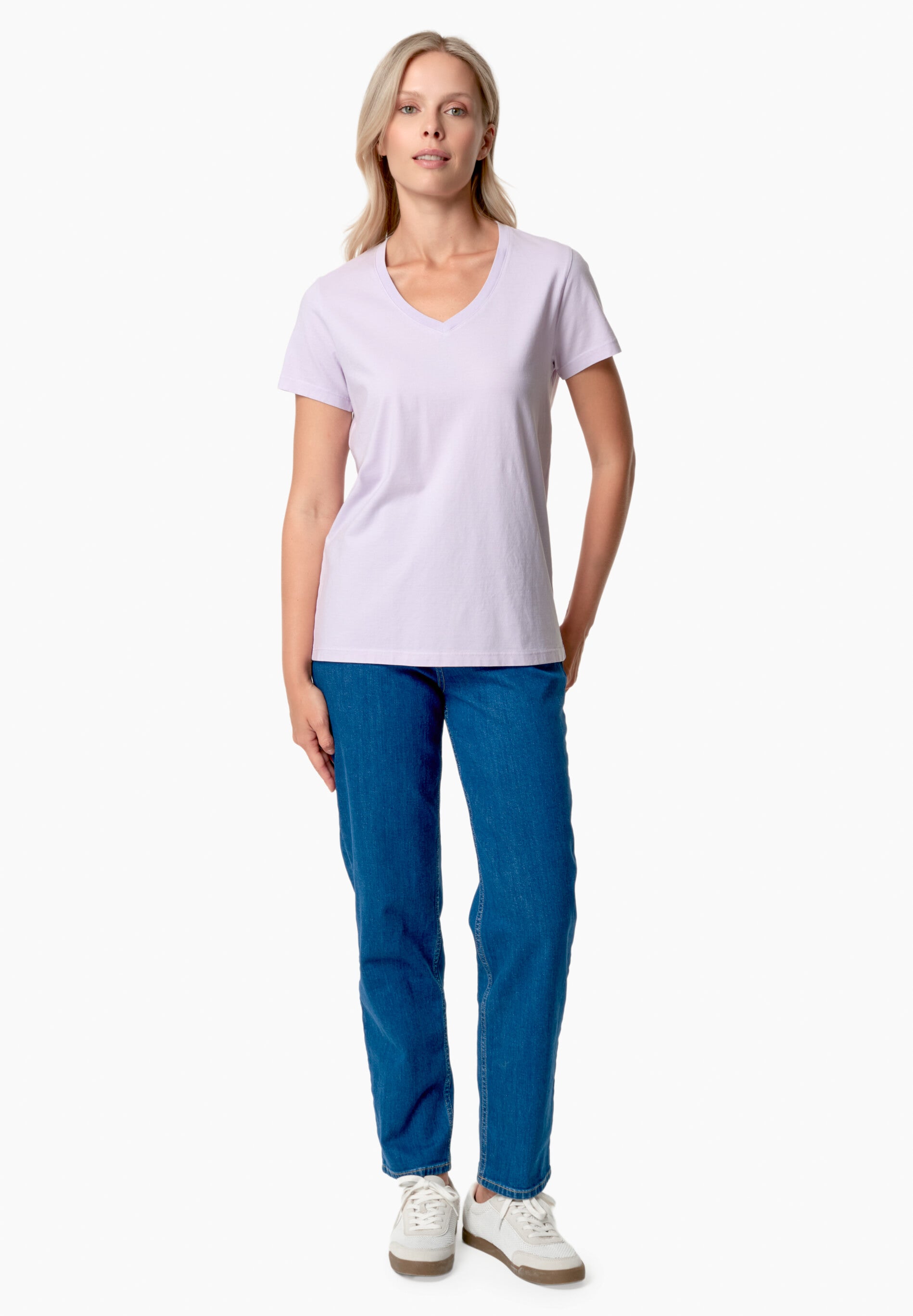 TESSA | Basic T-Shirt aus Bio-Baumwolle mit V-Ausschnitt