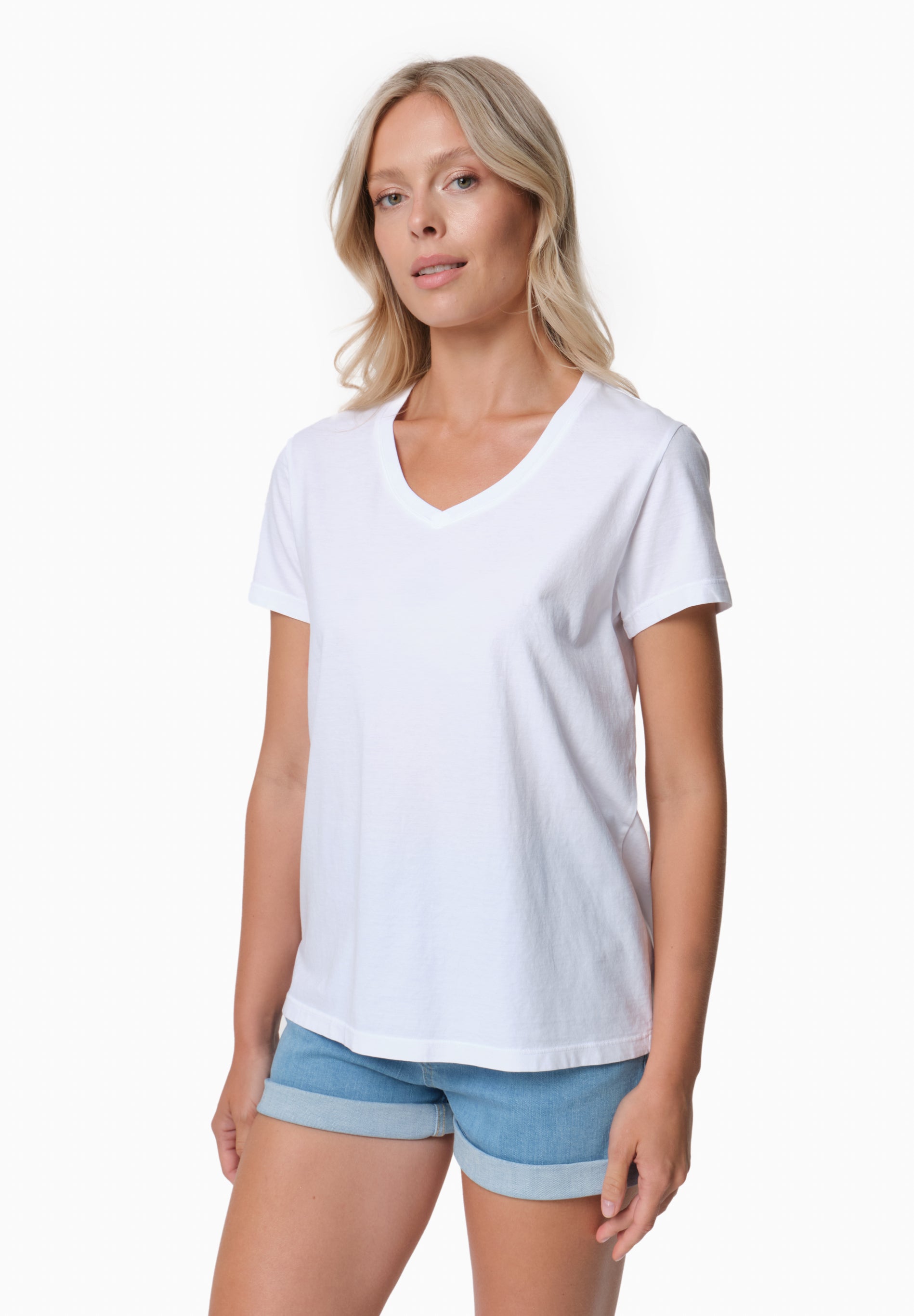 TESSA | Basic T-Shirt aus Bio-Baumwolle mit V-Ausschnitt