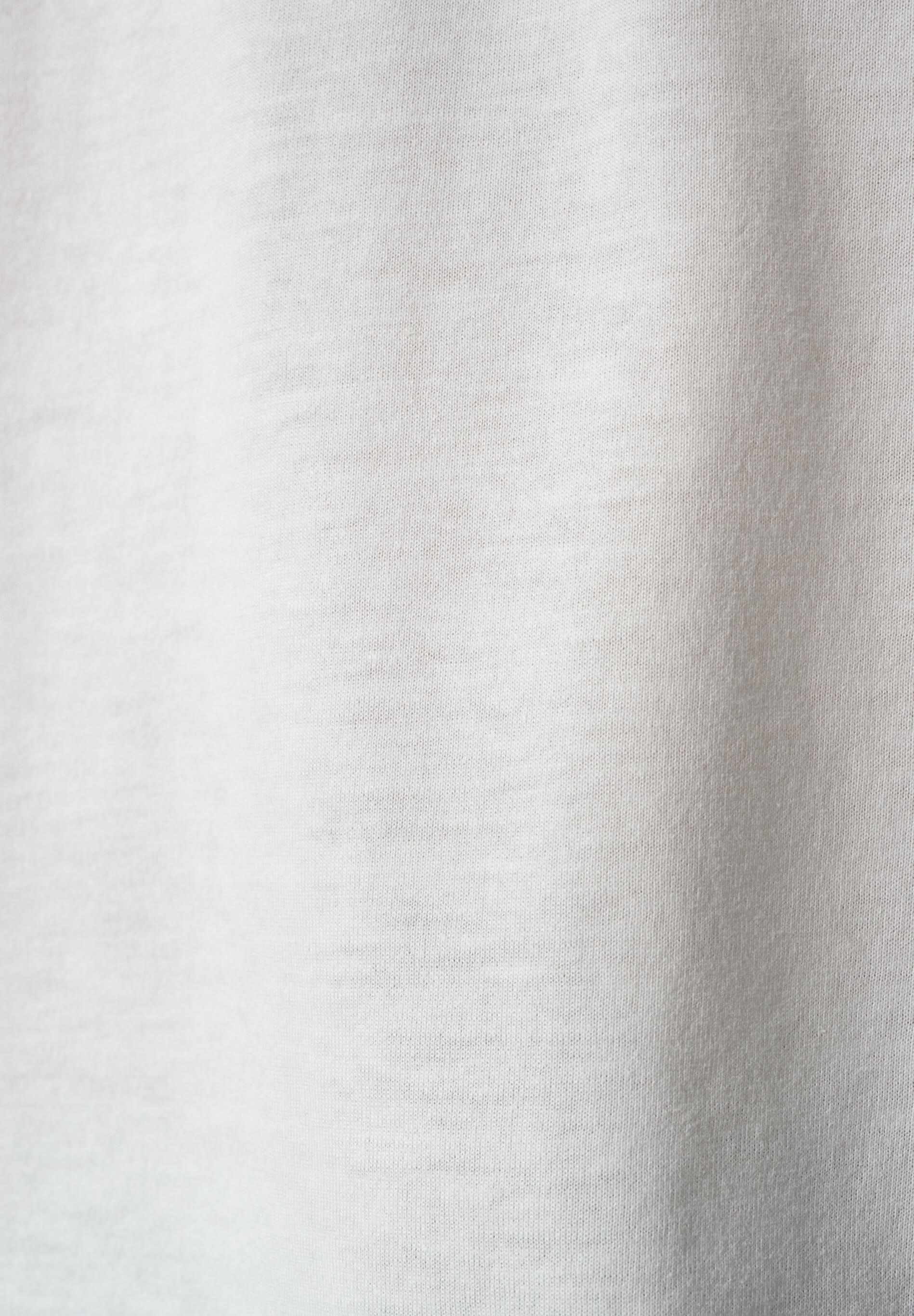 TIJEEN | T-Shirt aus TENCEL™ Modal und Bio-Baumwolle