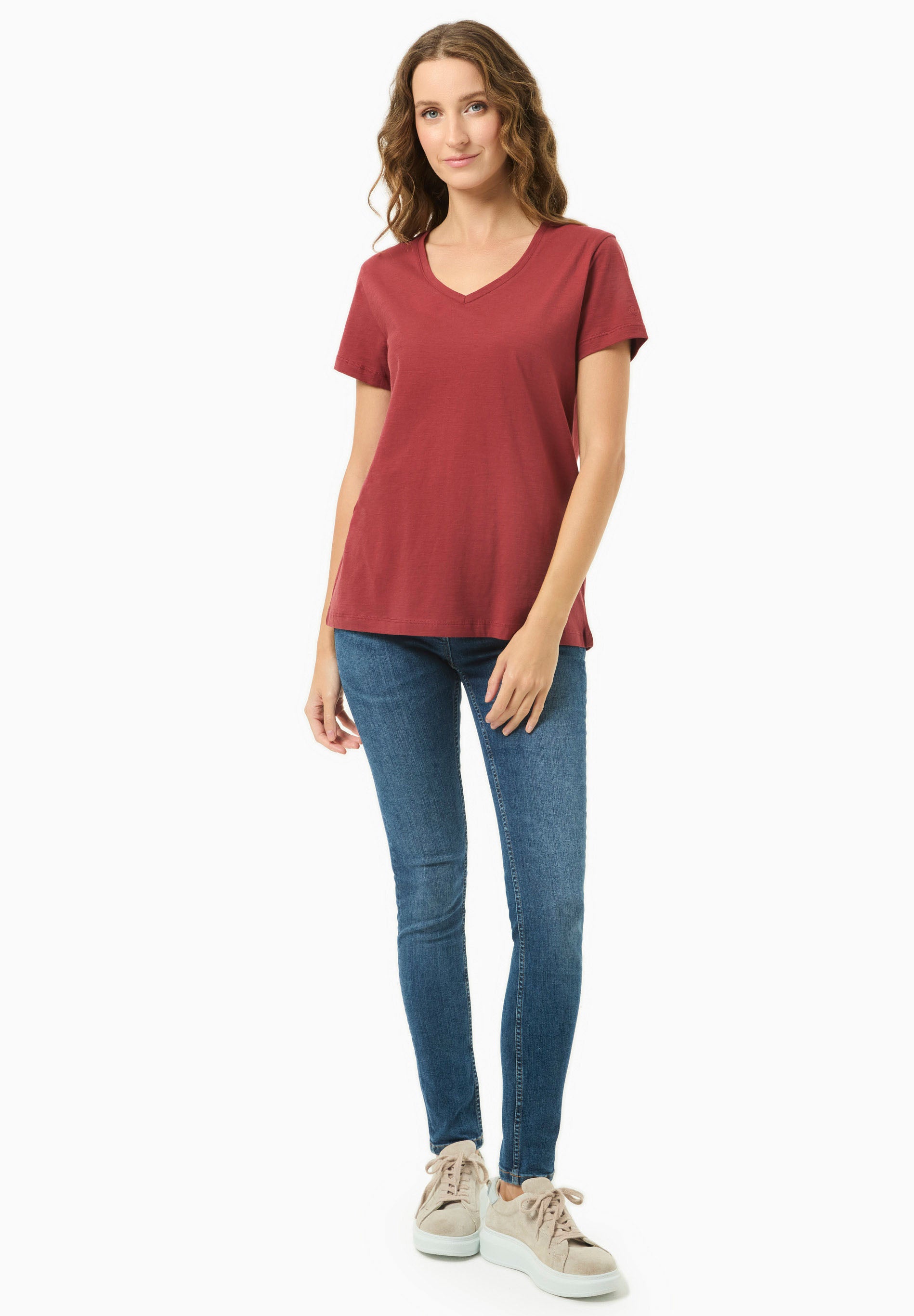 Basic T-Shirt aus Bio-Baumwolle mit V-Ausschnitt