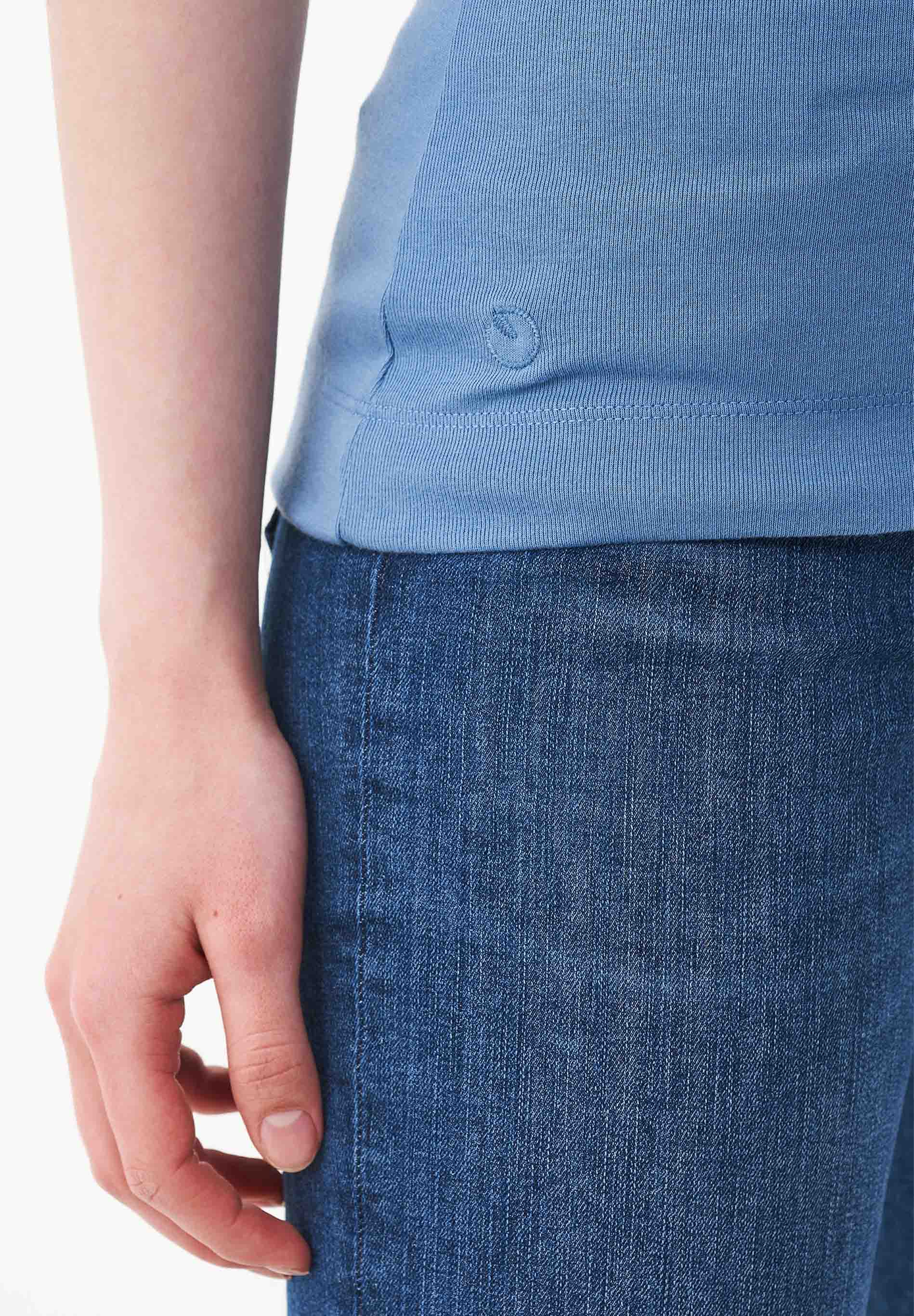 Geripptes Top aus Bio-Baumwolle