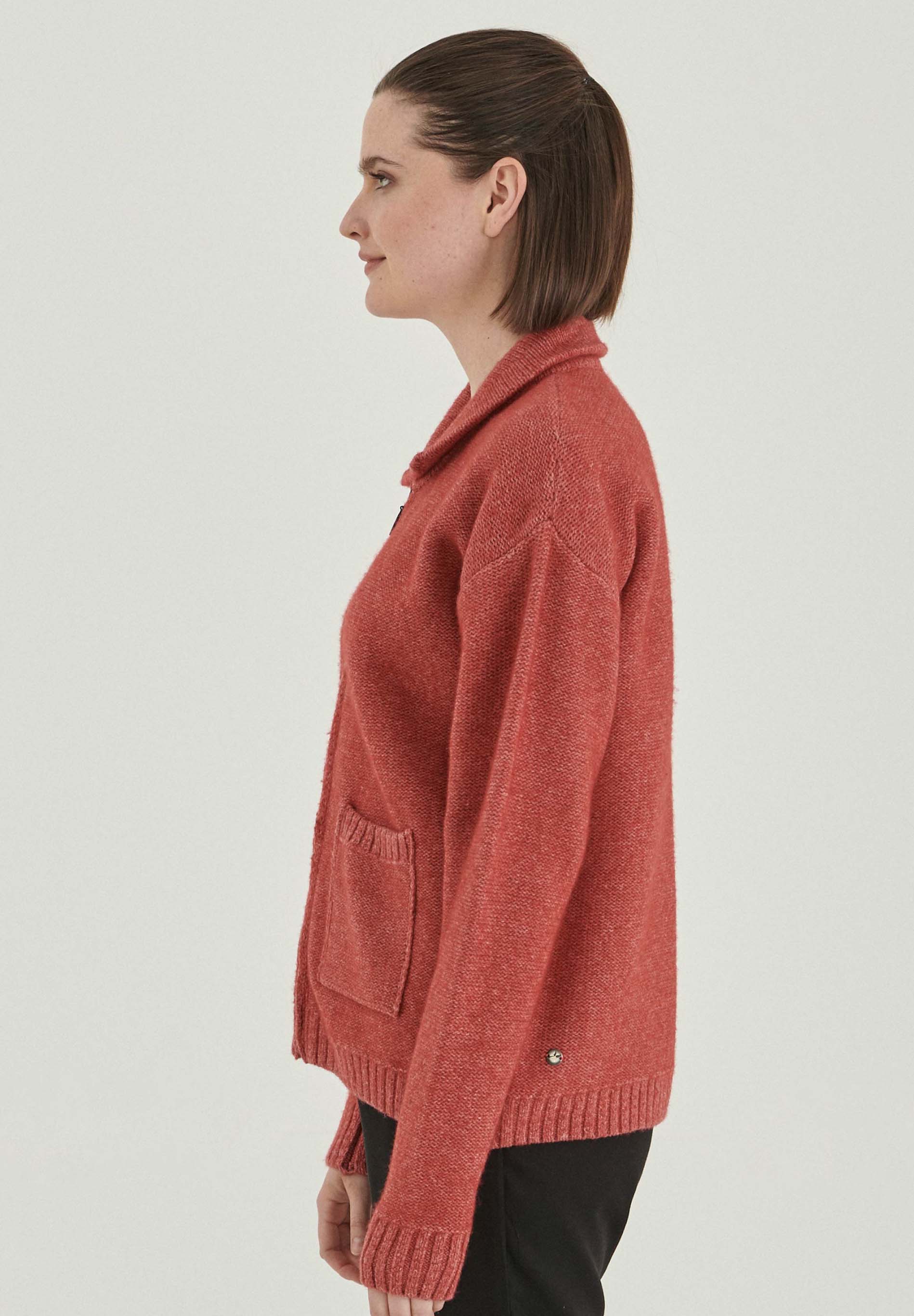 Strickjacke aus Bio-Merinowolle und Bio-Baumwolle