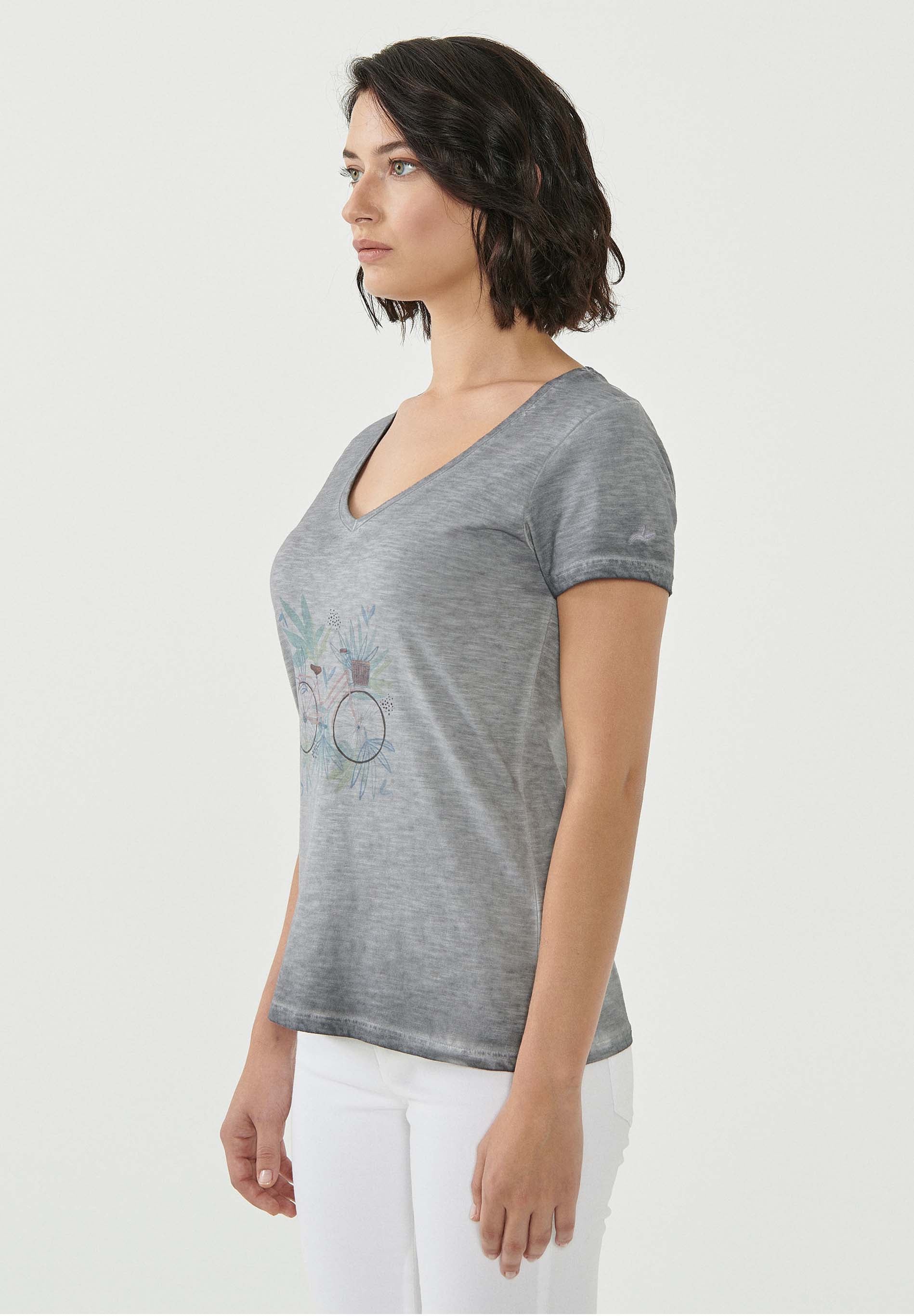 Garment Dyed T-Shirt aus Bio-Baumwolle mit Fahrrad-Print