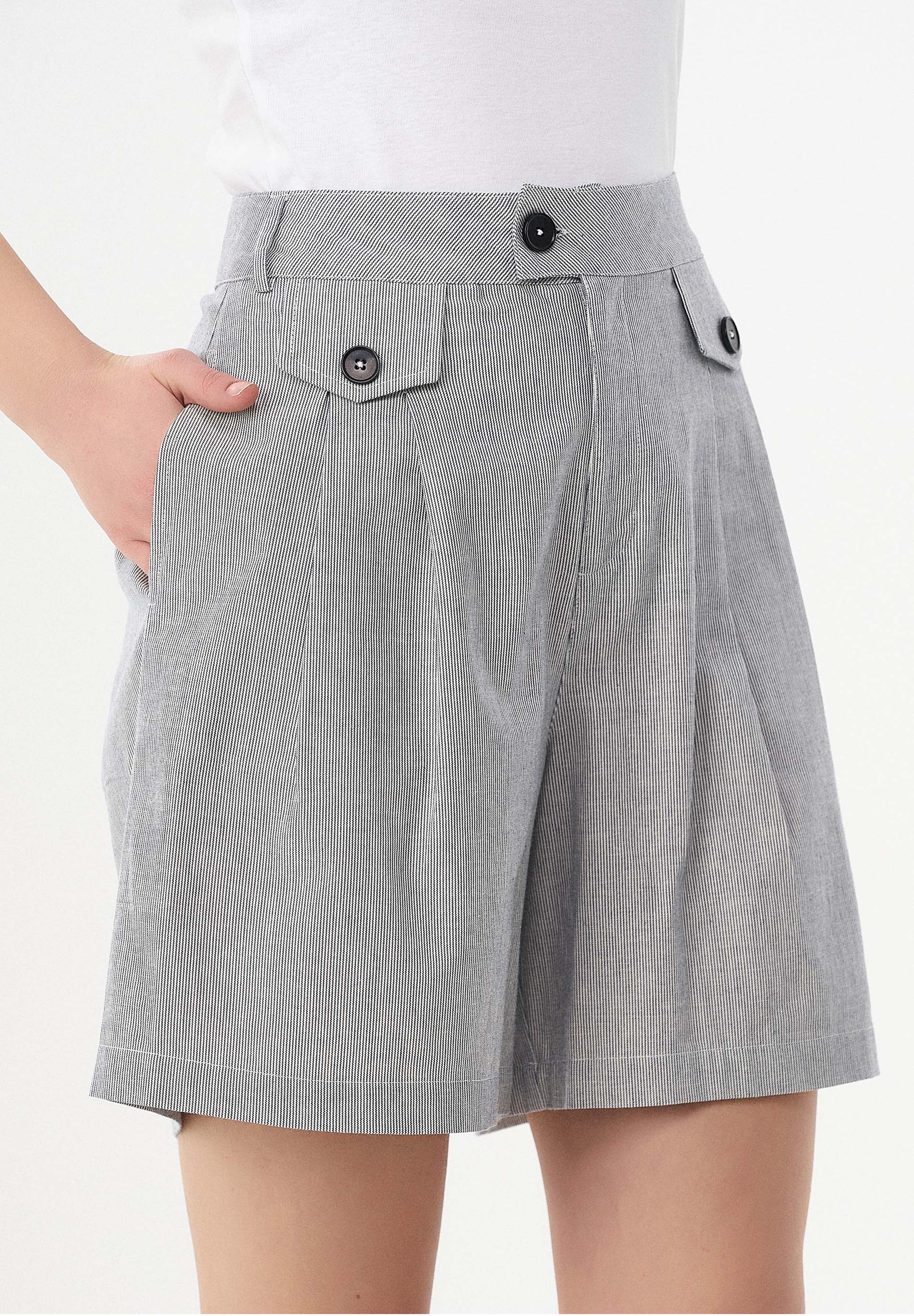 Shorts aus Bio-Baumwolle mit Streifenmuster