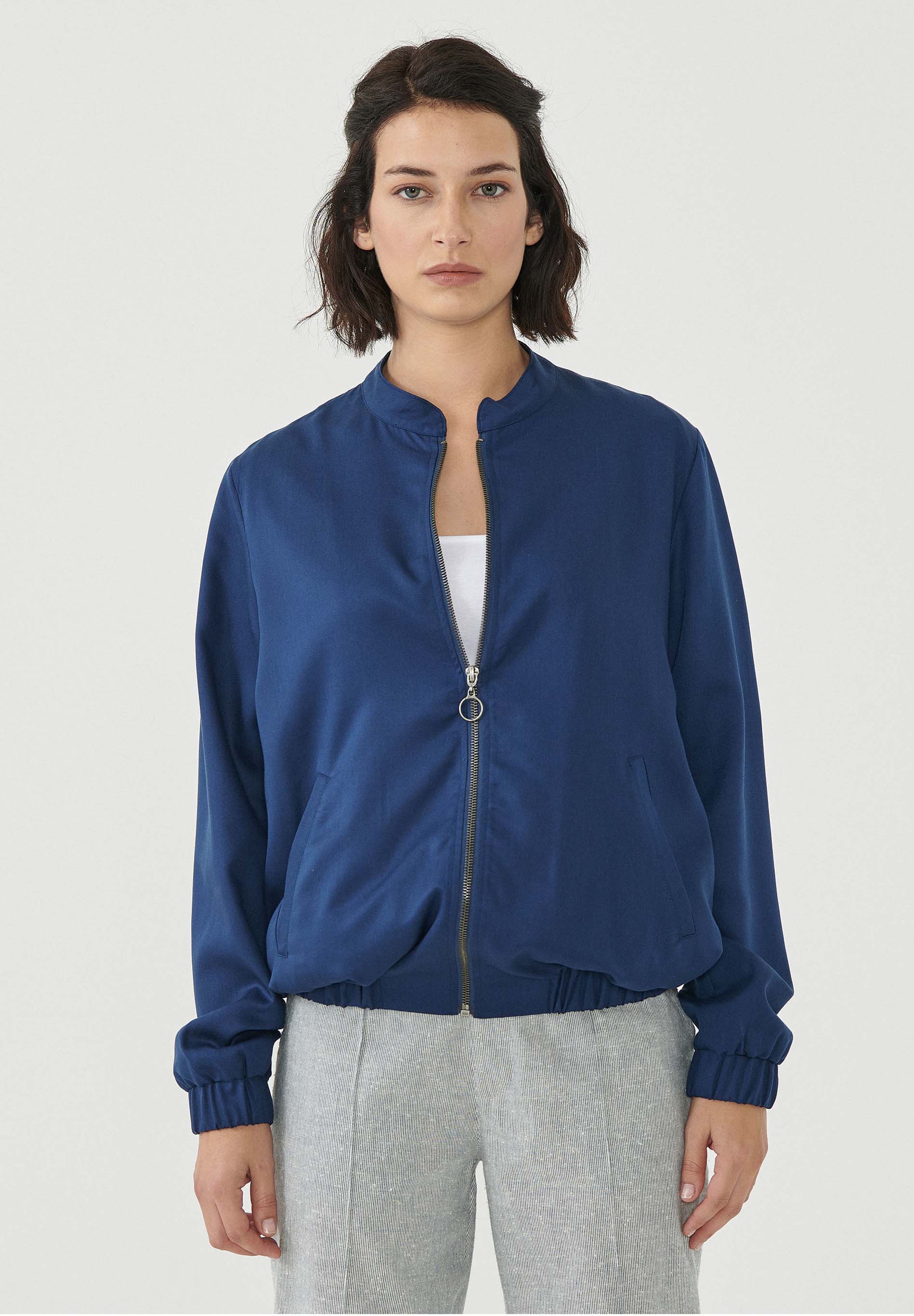 Bomberjacke aus TENCEL™ Lyocell