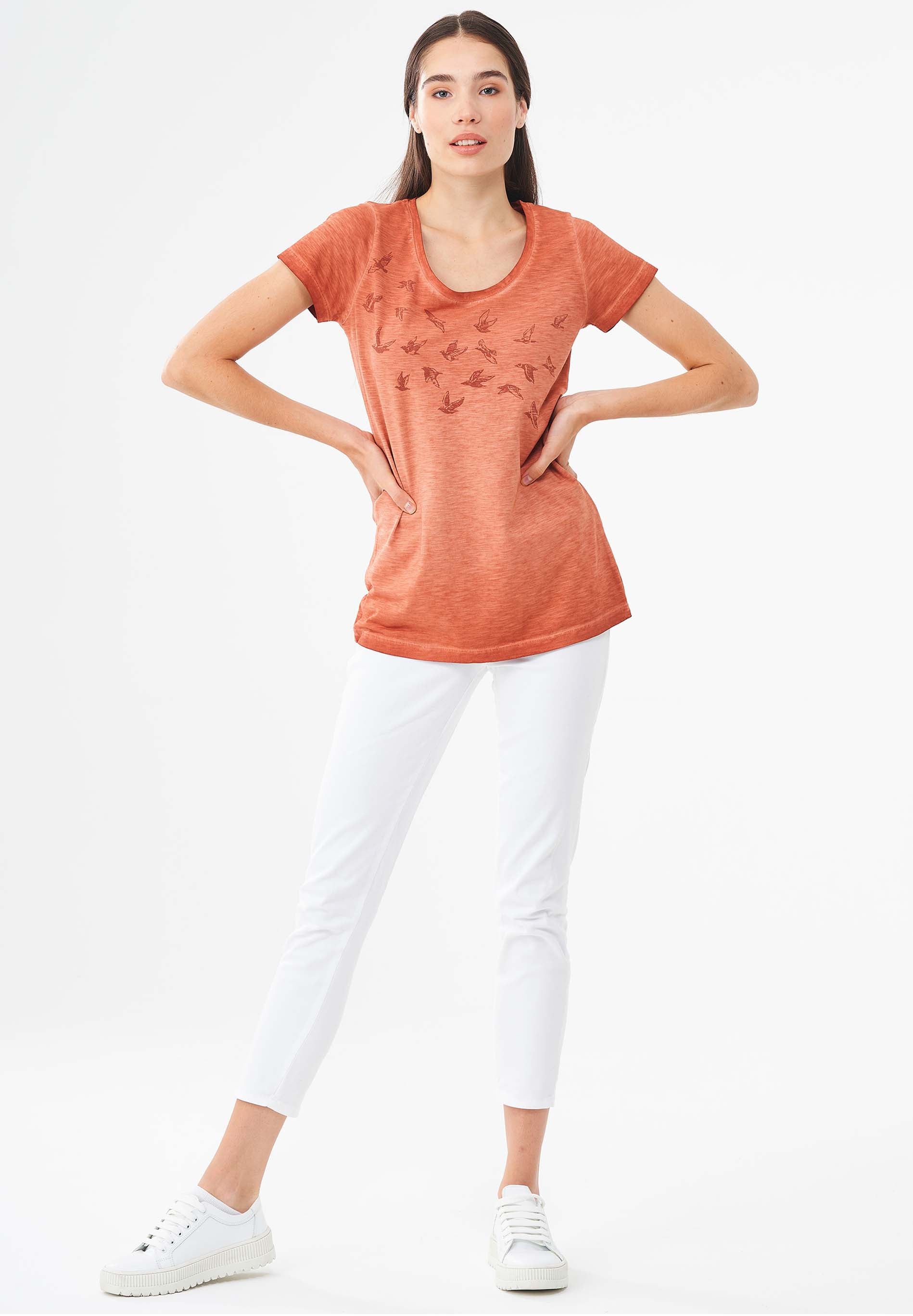 Garment Dyed T-Shirt aus Bio-Baumwolle mit Vögel-Print