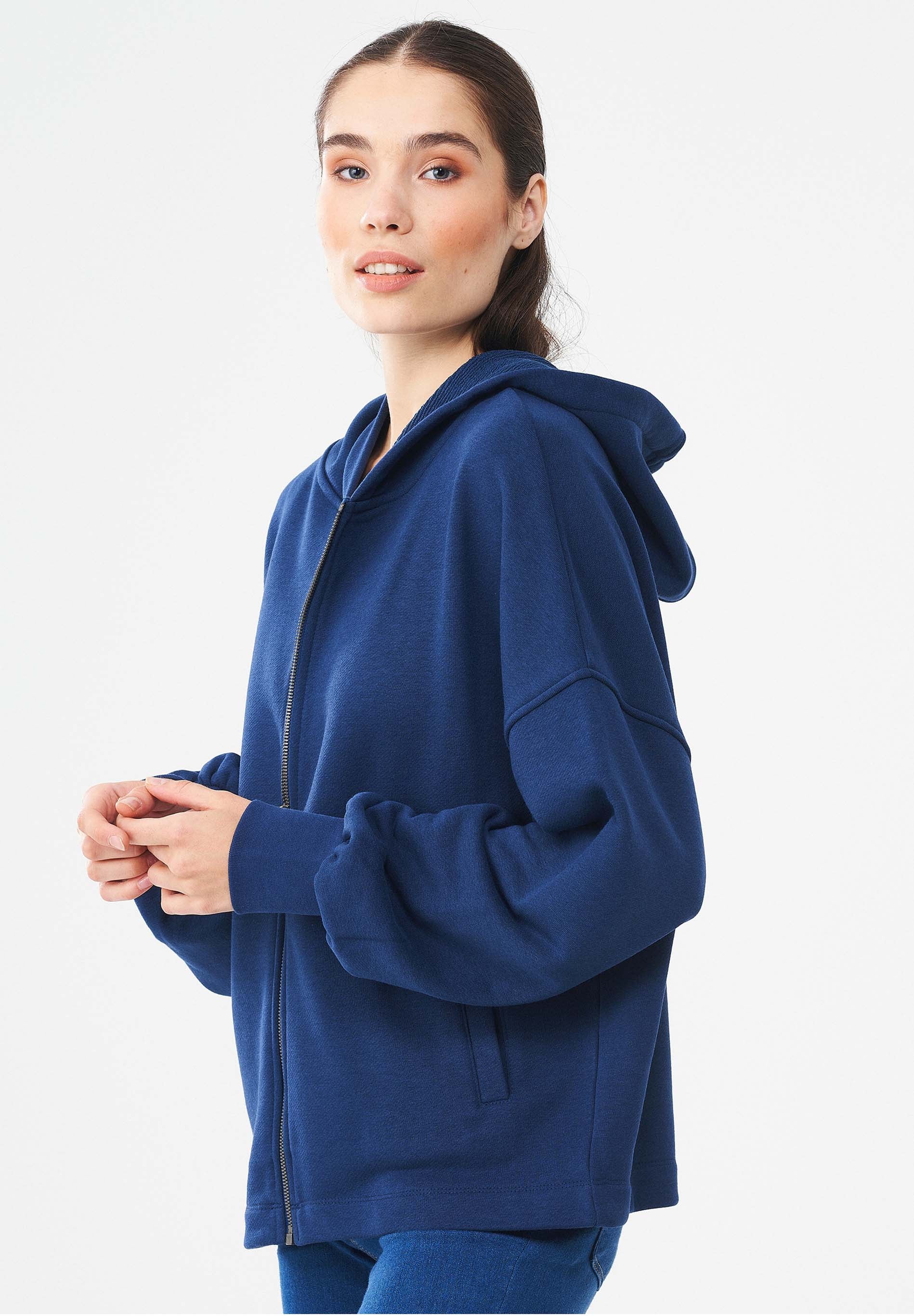 Sweatjacke aus Bio-Baumwolle & Modal mit recyceltem Polyester
